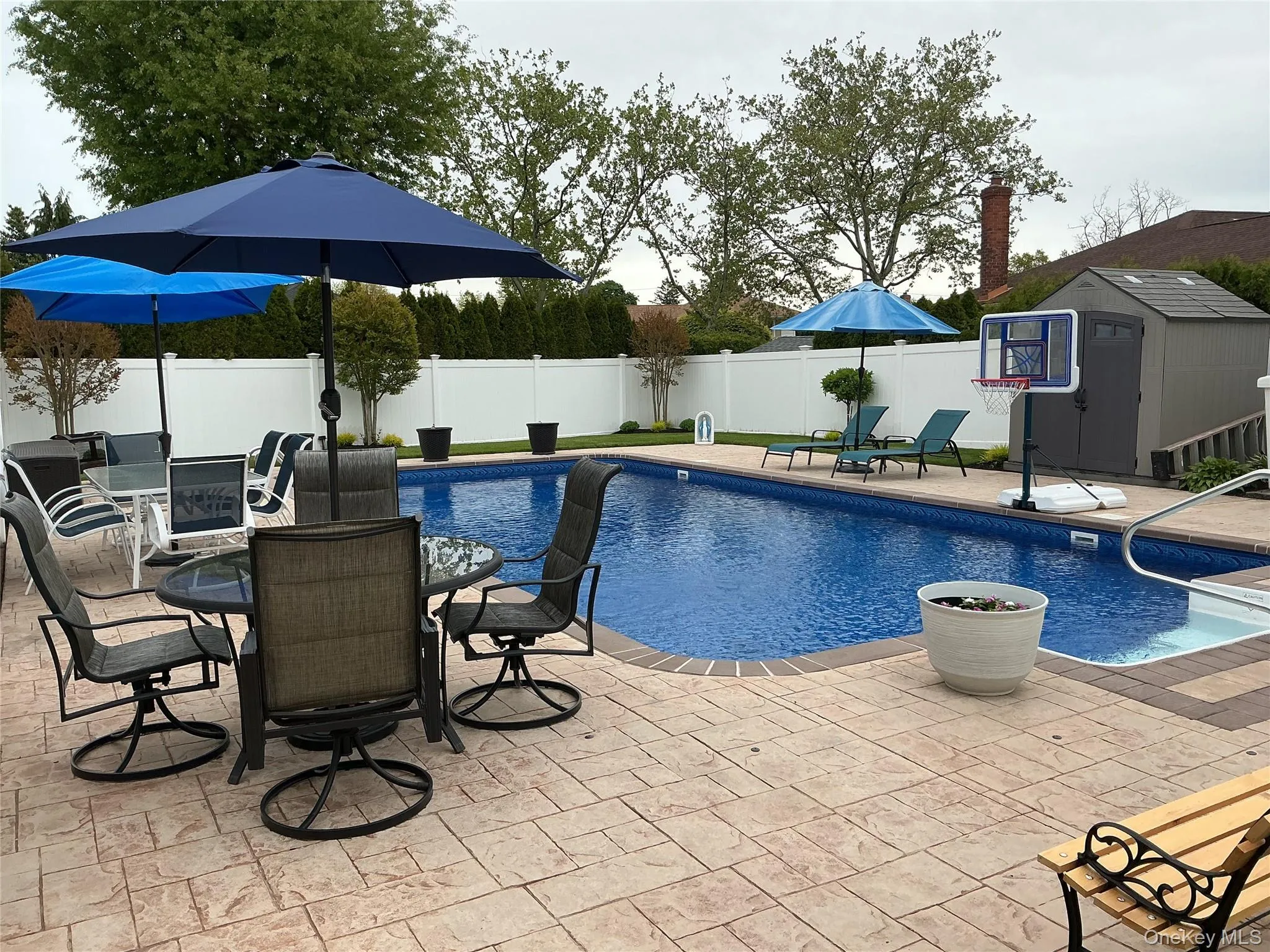 909 Berkshire Drive, Hempstead, NY, 3 Bedrooms Bedrooms, 7 Rooms Rooms,3 BathroomsBathrooms,Residential,For Rent,Berkshire,0,999206 909 Berkshire Drive, Hempstead, NY, 3 Bedrooms Bedrooms, 7 Rooms Rooms,3 BathroomsBathrooms,Residential,For Rent,Berkshire,0,999206