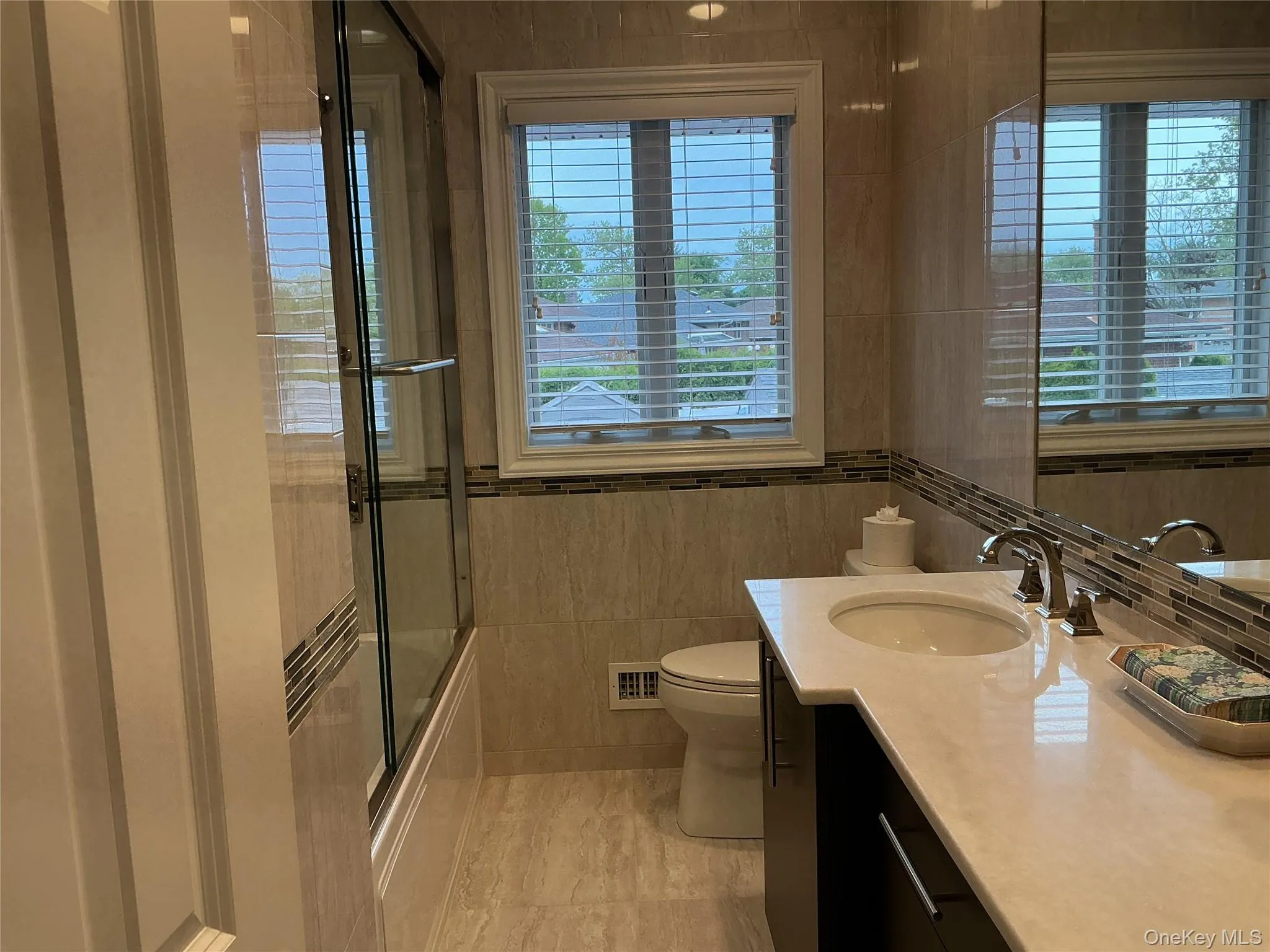 909 Berkshire Drive, Hempstead, NY, 3 Bedrooms Bedrooms, 7 Rooms Rooms,3 BathroomsBathrooms,Residential,For Rent,Berkshire,0,999206 909 Berkshire Drive, Hempstead, NY, 3 Bedrooms Bedrooms, 7 Rooms Rooms,3 BathroomsBathrooms,Residential,For Rent,Berkshire,0,999206
