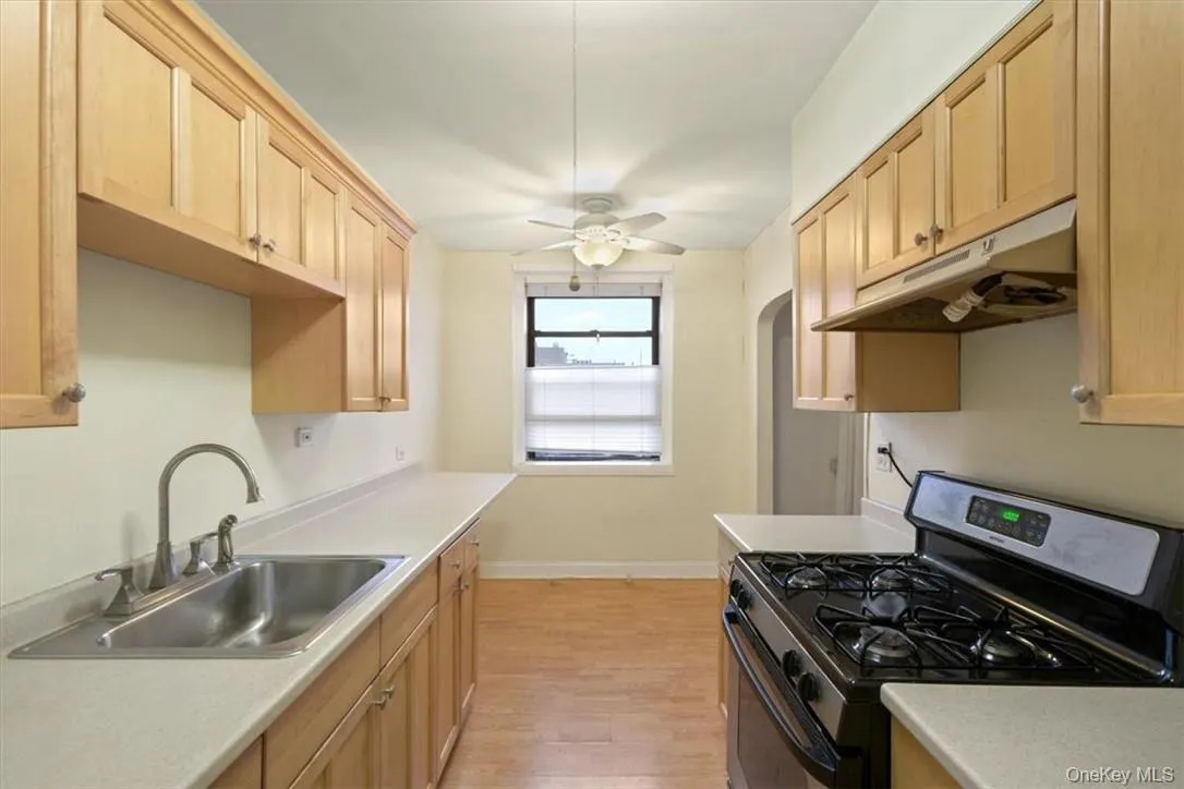 7 Greenridge Avenue, White Plains, NY, 1 Bedroom Bedrooms, 3 Rooms Rooms,1 BathroomBathrooms,Residential,For Rent,Greenridge,0,999207 7 Greenridge Avenue, White Plains, NY, 1 Bedroom Bedrooms, 3 Rooms Rooms,1 BathroomBathrooms,Residential,For Rent,Greenridge,0,999207