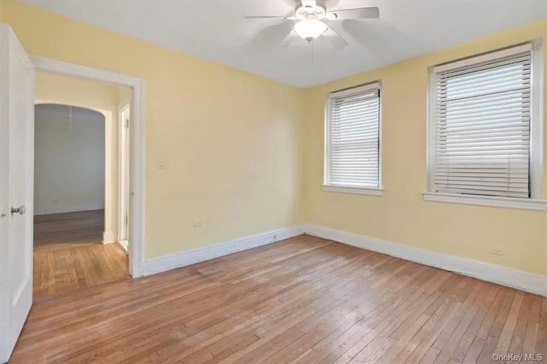 7 Greenridge Avenue, White Plains, NY, 1 Bedroom Bedrooms, 3 Rooms Rooms,1 BathroomBathrooms,Residential,For Rent,Greenridge,0,999207 7 Greenridge Avenue, White Plains, NY, 1 Bedroom Bedrooms, 3 Rooms Rooms,1 BathroomBathrooms,Residential,For Rent,Greenridge,0,999207
