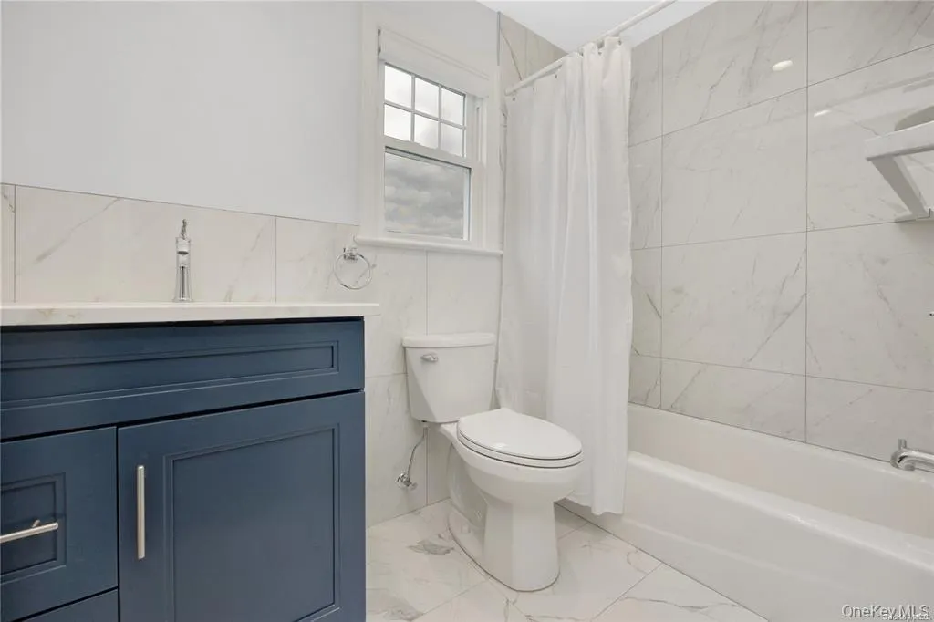 14 A Avenue, North Hempstead, NY, 2 Bedrooms Bedrooms, 4 Rooms Rooms,1 BathroomBathrooms,Residential Lease,For Rent,A,0,999208 14 A Avenue, North Hempstead, NY, 2 Bedrooms Bedrooms, 4 Rooms Rooms,1 BathroomBathrooms,Residential Lease,For Rent,A,0,999208