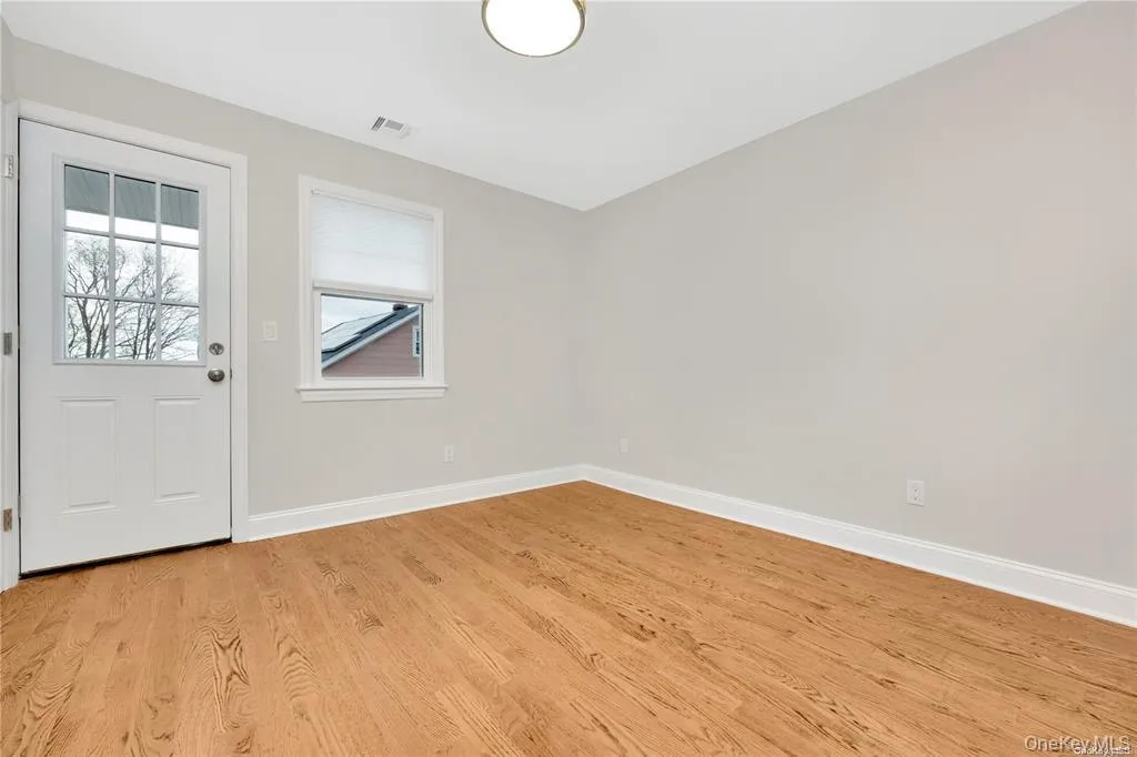 14 A Avenue, North Hempstead, NY, 2 Bedrooms Bedrooms, 4 Rooms Rooms,1 BathroomBathrooms,Residential Lease,For Rent,A,0,999208 14 A Avenue, North Hempstead, NY, 2 Bedrooms Bedrooms, 4 Rooms Rooms,1 BathroomBathrooms,Residential Lease,For Rent,A,0,999208