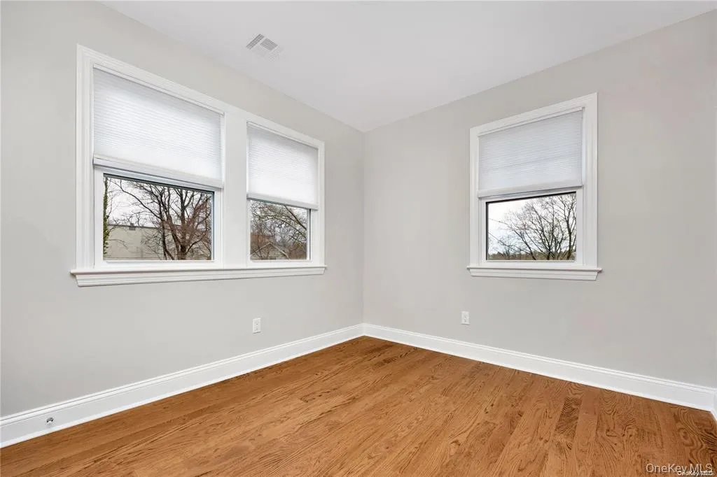 14 A Avenue, North Hempstead, NY, 2 Bedrooms Bedrooms, 4 Rooms Rooms,1 BathroomBathrooms,Residential Lease,For Rent,A,0,999208 14 A Avenue, North Hempstead, NY, 2 Bedrooms Bedrooms, 4 Rooms Rooms,1 BathroomBathrooms,Residential Lease,For Rent,A,0,999208