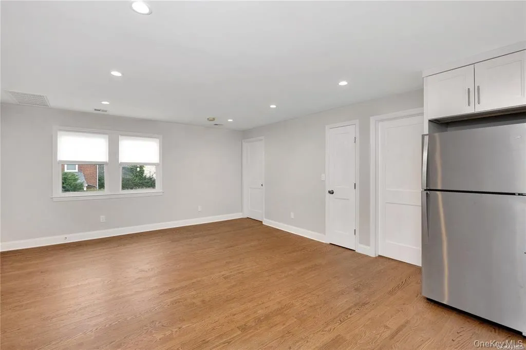 14 A Avenue, North Hempstead, NY, 2 Bedrooms Bedrooms, 4 Rooms Rooms,1 BathroomBathrooms,Residential Lease,For Rent,A,0,999208 14 A Avenue, North Hempstead, NY, 2 Bedrooms Bedrooms, 4 Rooms Rooms,1 BathroomBathrooms,Residential Lease,For Rent,A,0,999208