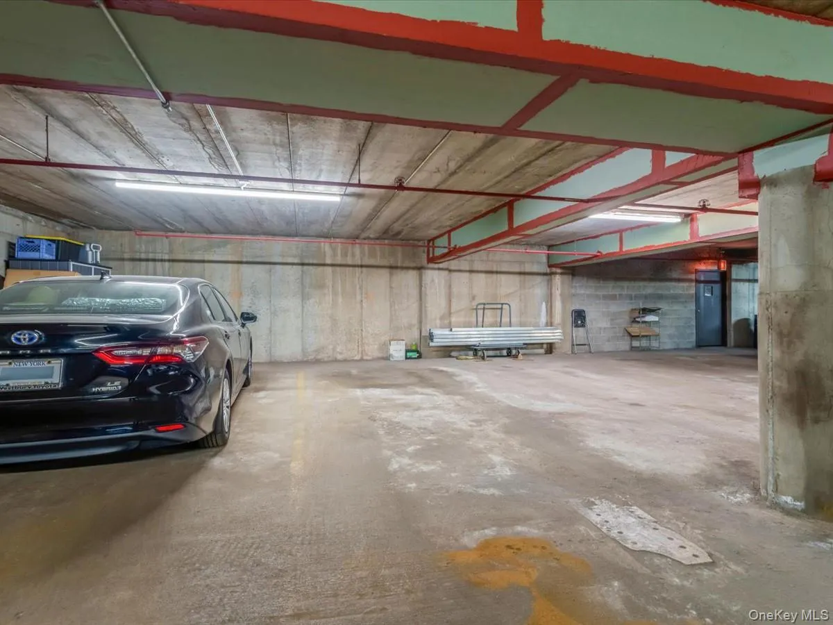 139-35 35th Avenue, New York, NY, 1 Bedroom Bedrooms, 3 Rooms Rooms,1 BathroomBathrooms,Residential Sale,For Rent,35th,0,999215 139-35 35th Avenue, New York, NY, 1 Bedroom Bedrooms, 3 Rooms Rooms,1 BathroomBathrooms,Residential Sale,For Rent,35th,0,999215