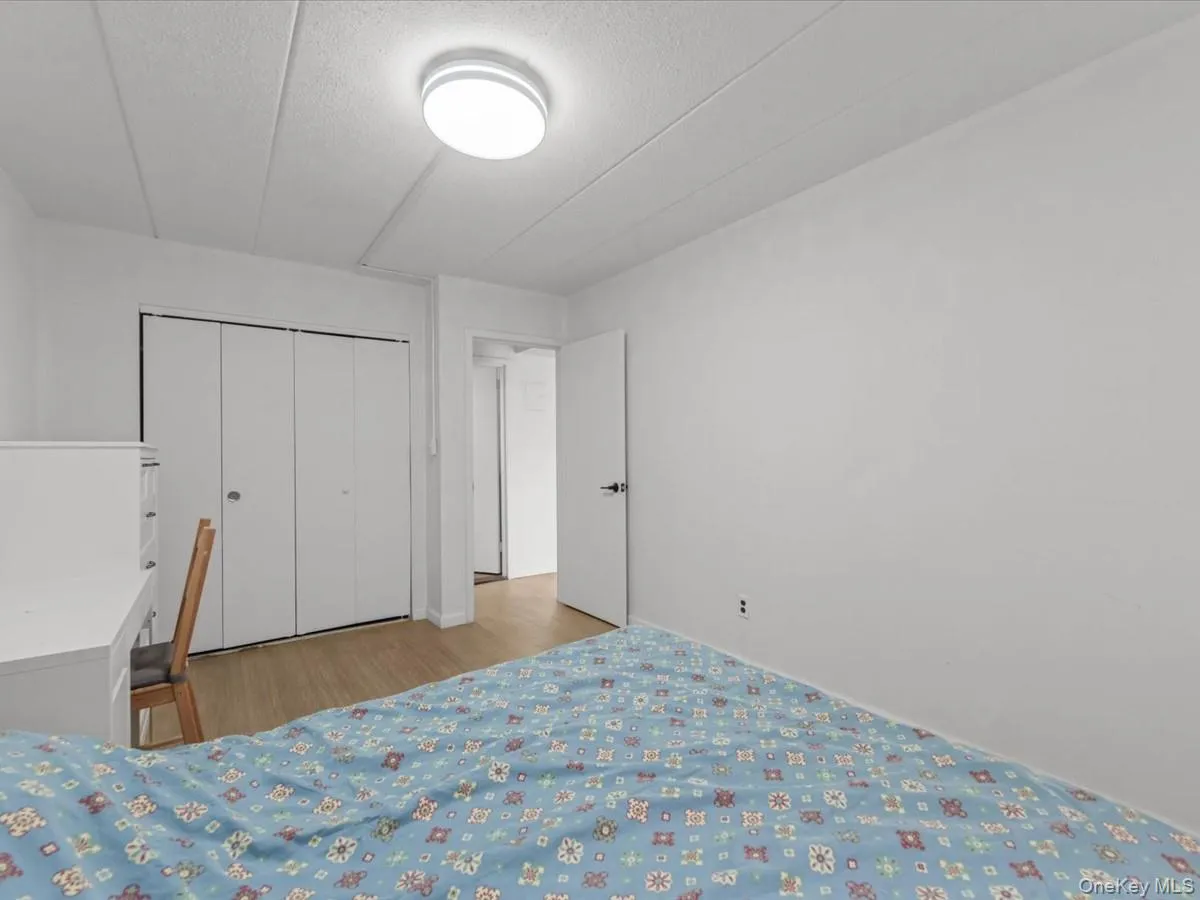 139-35 35th Avenue, New York, NY, 1 Bedroom Bedrooms, 3 Rooms Rooms,1 BathroomBathrooms,Residential Sale,For Rent,35th,0,999215 139-35 35th Avenue, New York, NY, 1 Bedroom Bedrooms, 3 Rooms Rooms,1 BathroomBathrooms,Residential Sale,For Rent,35th,0,999215