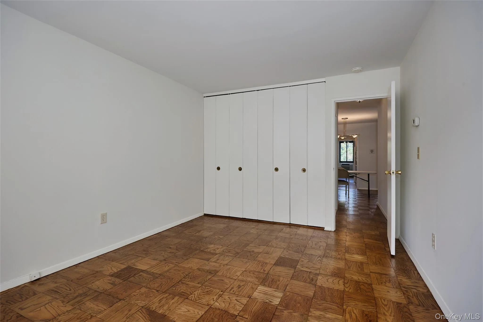 2nd bedroom with double closet and Parquet floor 2nd bedroom with double closet and Parquet floor