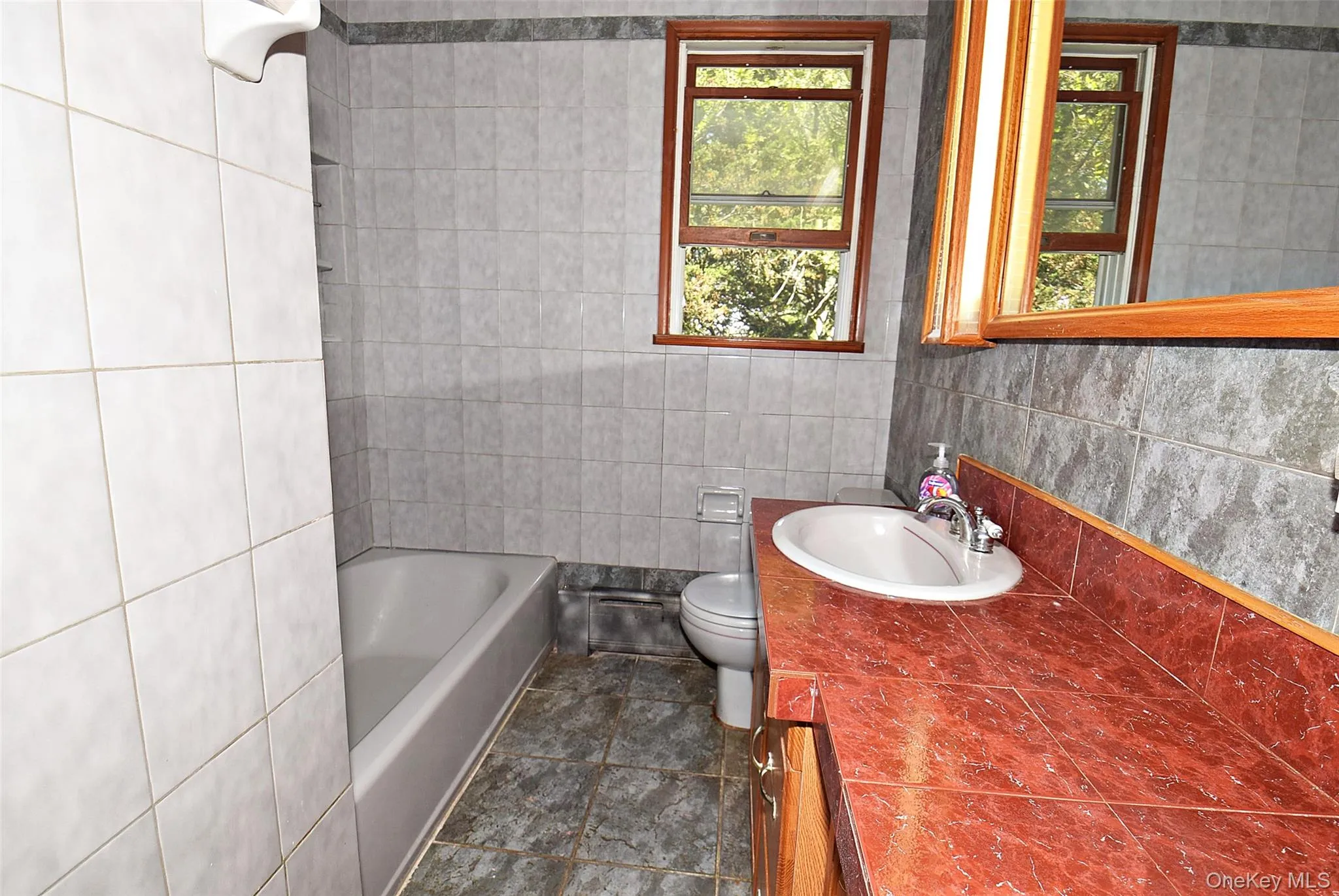 25 Kensington Court, Babylon, NY, 4 Bedrooms Bedrooms, 7 Rooms Rooms,1 BathroomBathrooms,Residential,For Rent,Kensington,0,999227 25 Kensington Court, Babylon, NY, 4 Bedrooms Bedrooms, 7 Rooms Rooms,1 BathroomBathrooms,Residential,For Rent,Kensington,0,999227