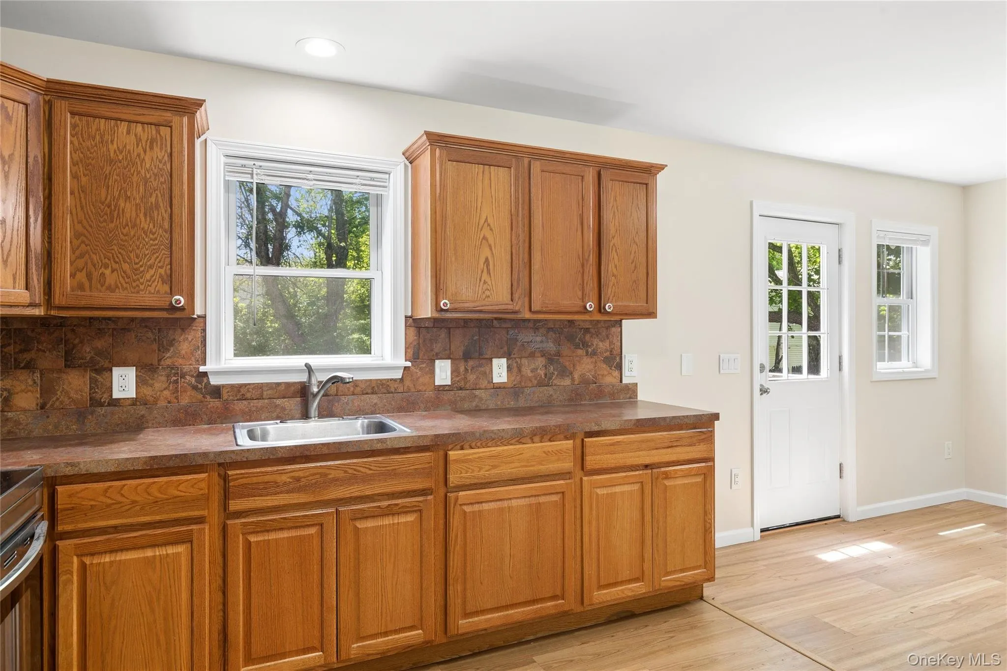 762 Bourdois Avenue, Brookhaven, NY, 3 Bedrooms Bedrooms, 5 Rooms Rooms,2 BathroomsBathrooms,Residential,For Rent,Bourdois,0,999228 762 Bourdois Avenue, Brookhaven, NY, 3 Bedrooms Bedrooms, 5 Rooms Rooms,2 BathroomsBathrooms,Residential,For Rent,Bourdois,0,999228