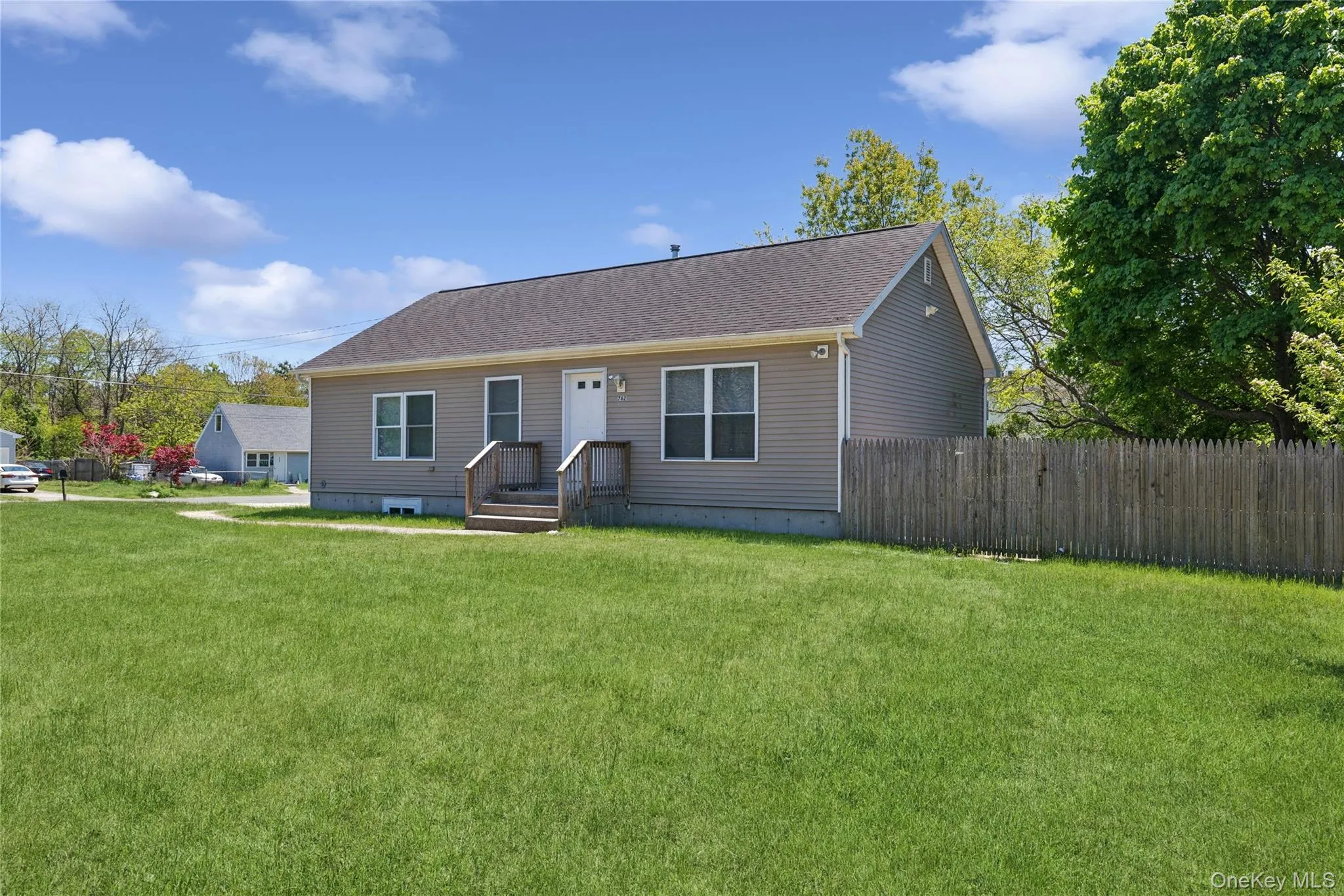 762 Bourdois Avenue, Brookhaven, NY, 3 Bedrooms Bedrooms, 5 Rooms Rooms,2 BathroomsBathrooms,Residential,For Rent,Bourdois,0,999228 762 Bourdois Avenue, Brookhaven, NY, 3 Bedrooms Bedrooms, 5 Rooms Rooms,2 BathroomsBathrooms,Residential,For Rent,Bourdois,0,999228