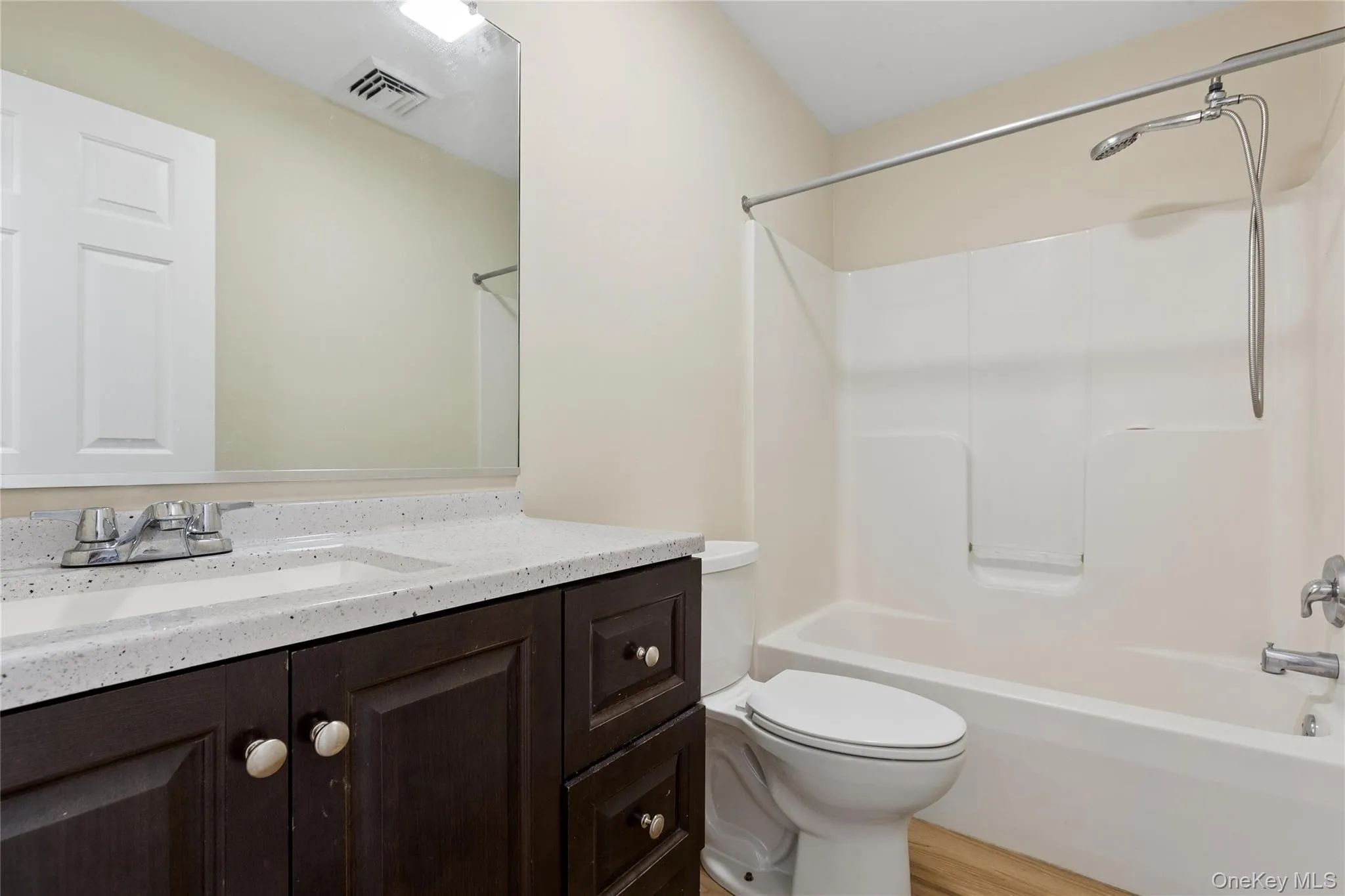 762 Bourdois Avenue, Brookhaven, NY, 3 Bedrooms Bedrooms, 5 Rooms Rooms,2 BathroomsBathrooms,Residential,For Rent,Bourdois,0,999228 762 Bourdois Avenue, Brookhaven, NY, 3 Bedrooms Bedrooms, 5 Rooms Rooms,2 BathroomsBathrooms,Residential,For Rent,Bourdois,0,999228