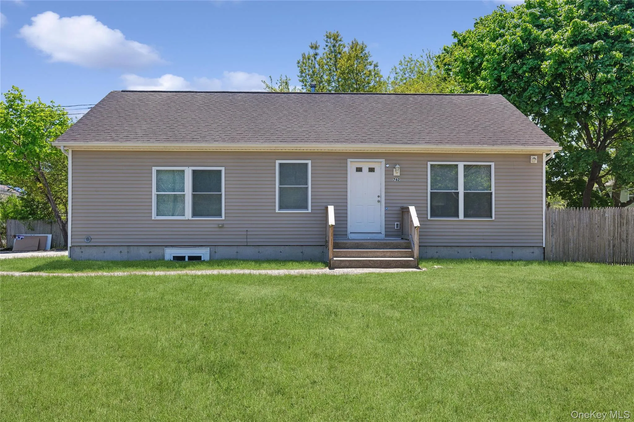 762 Bourdois Avenue, Brookhaven, NY, 3 Bedrooms Bedrooms, 5 Rooms Rooms,2 BathroomsBathrooms,Residential,For Rent,Bourdois,0,999228 762 Bourdois Avenue, Brookhaven, NY, 3 Bedrooms Bedrooms, 5 Rooms Rooms,2 BathroomsBathrooms,Residential,For Rent,Bourdois,0,999228
