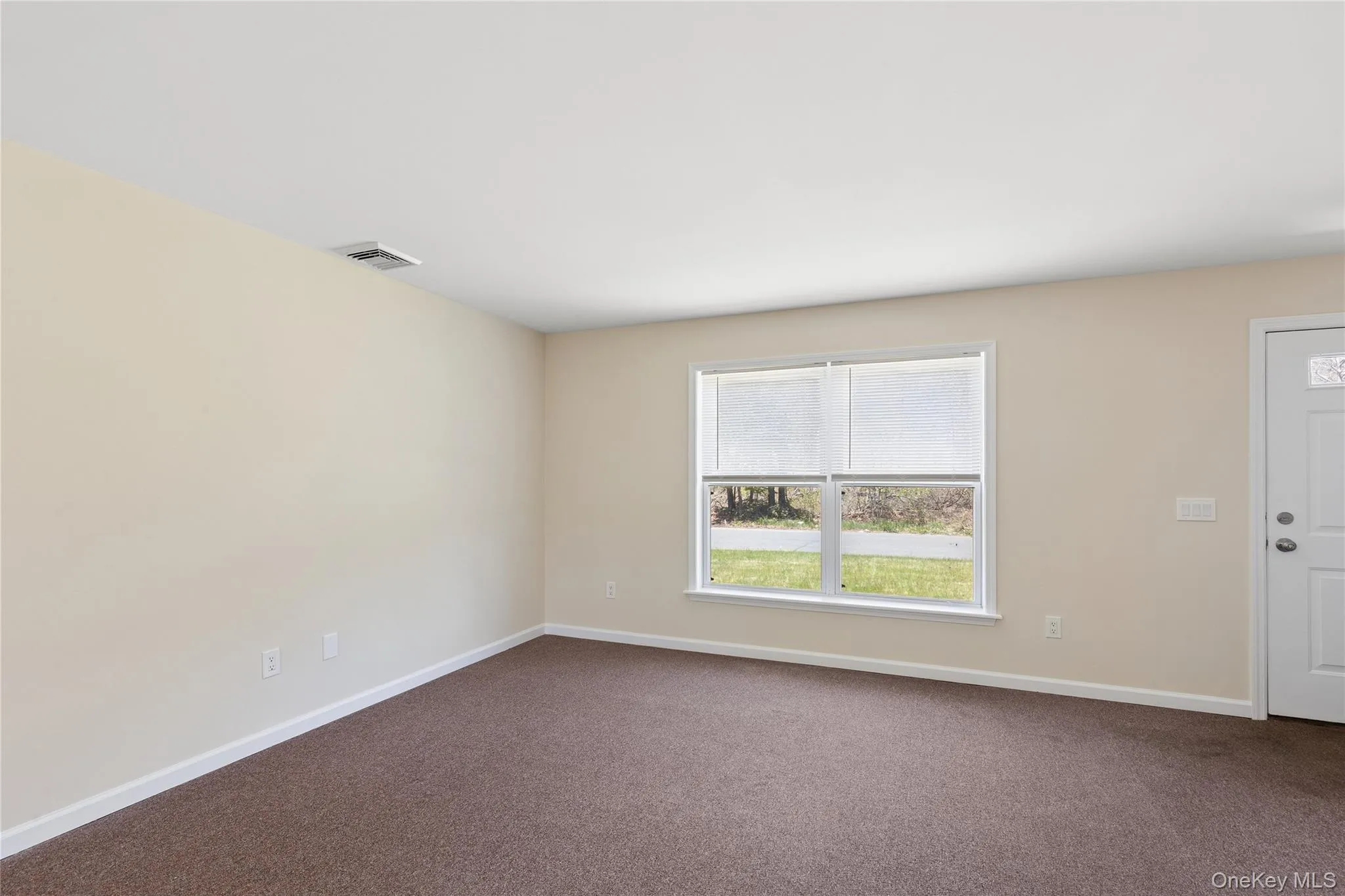 762 Bourdois Avenue, Brookhaven, NY, 3 Bedrooms Bedrooms, 5 Rooms Rooms,2 BathroomsBathrooms,Residential,For Rent,Bourdois,0,999228 762 Bourdois Avenue, Brookhaven, NY, 3 Bedrooms Bedrooms, 5 Rooms Rooms,2 BathroomsBathrooms,Residential,For Rent,Bourdois,0,999228