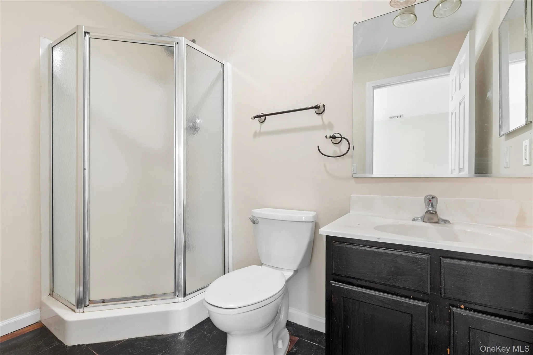 762 Bourdois Avenue, Brookhaven, NY, 3 Bedrooms Bedrooms, 5 Rooms Rooms,2 BathroomsBathrooms,Residential,For Rent,Bourdois,0,999228 762 Bourdois Avenue, Brookhaven, NY, 3 Bedrooms Bedrooms, 5 Rooms Rooms,2 BathroomsBathrooms,Residential,For Rent,Bourdois,0,999228