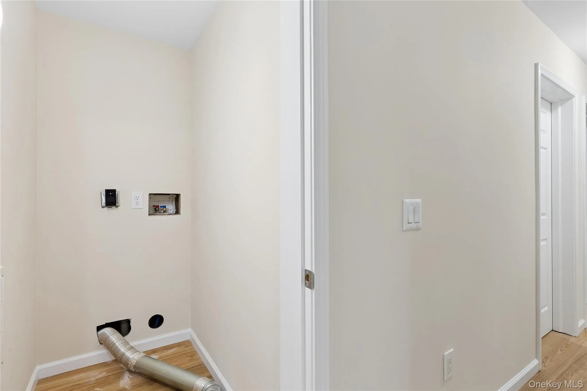 762 Bourdois Avenue, Brookhaven, NY, 3 Bedrooms Bedrooms, 5 Rooms Rooms,2 BathroomsBathrooms,Residential,For Rent,Bourdois,0,999228 762 Bourdois Avenue, Brookhaven, NY, 3 Bedrooms Bedrooms, 5 Rooms Rooms,2 BathroomsBathrooms,Residential,For Rent,Bourdois,0,999228
