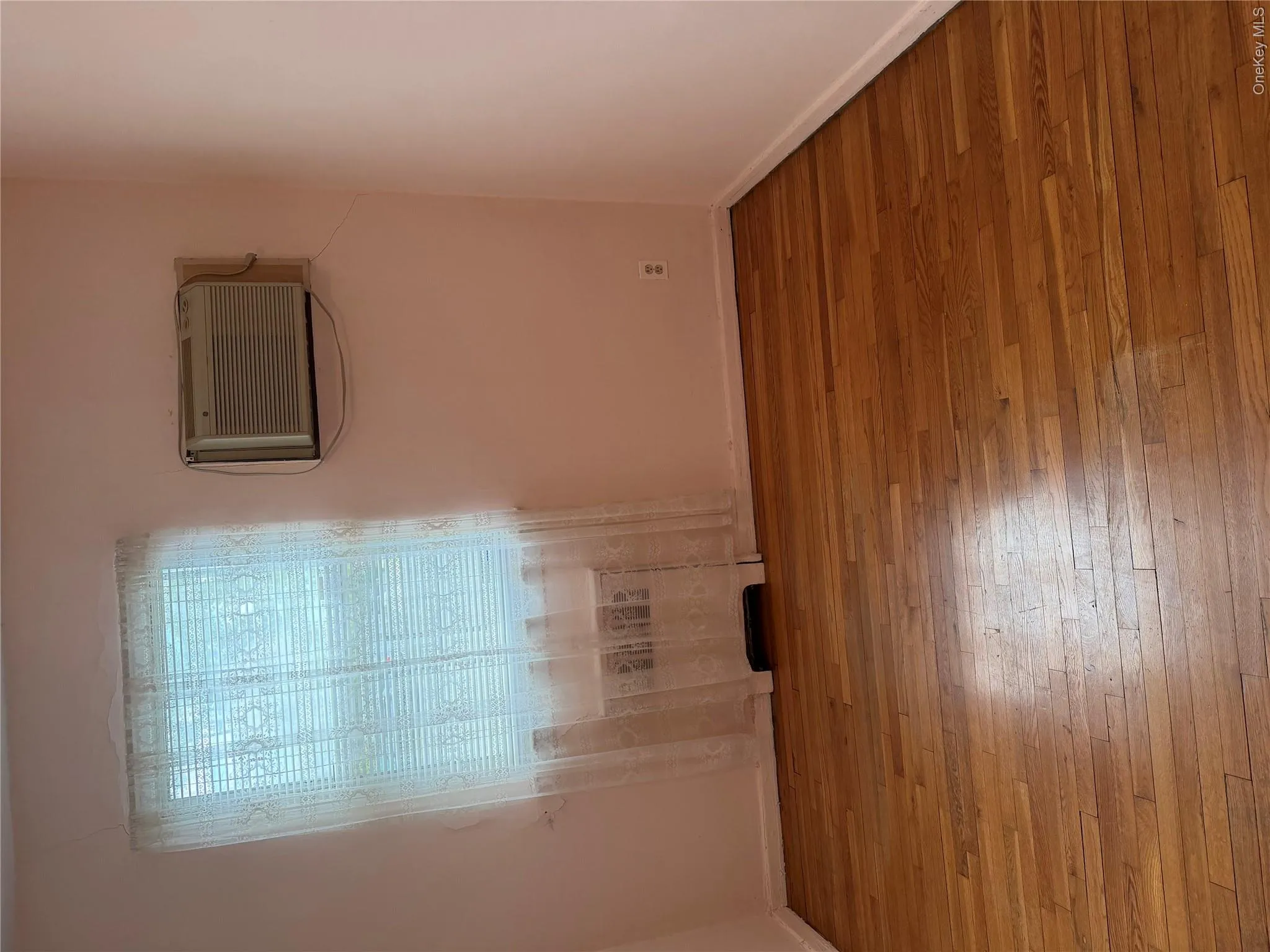 270-08 81st Avenue, New York, NY, 2 Bedrooms Bedrooms, 4 Rooms Rooms,1 BathroomBathrooms,Residential,For Rent,81st,0,999229 270-08 81st Avenue, New York, NY, 2 Bedrooms Bedrooms, 4 Rooms Rooms,1 BathroomBathrooms,Residential,For Rent,81st,0,999229