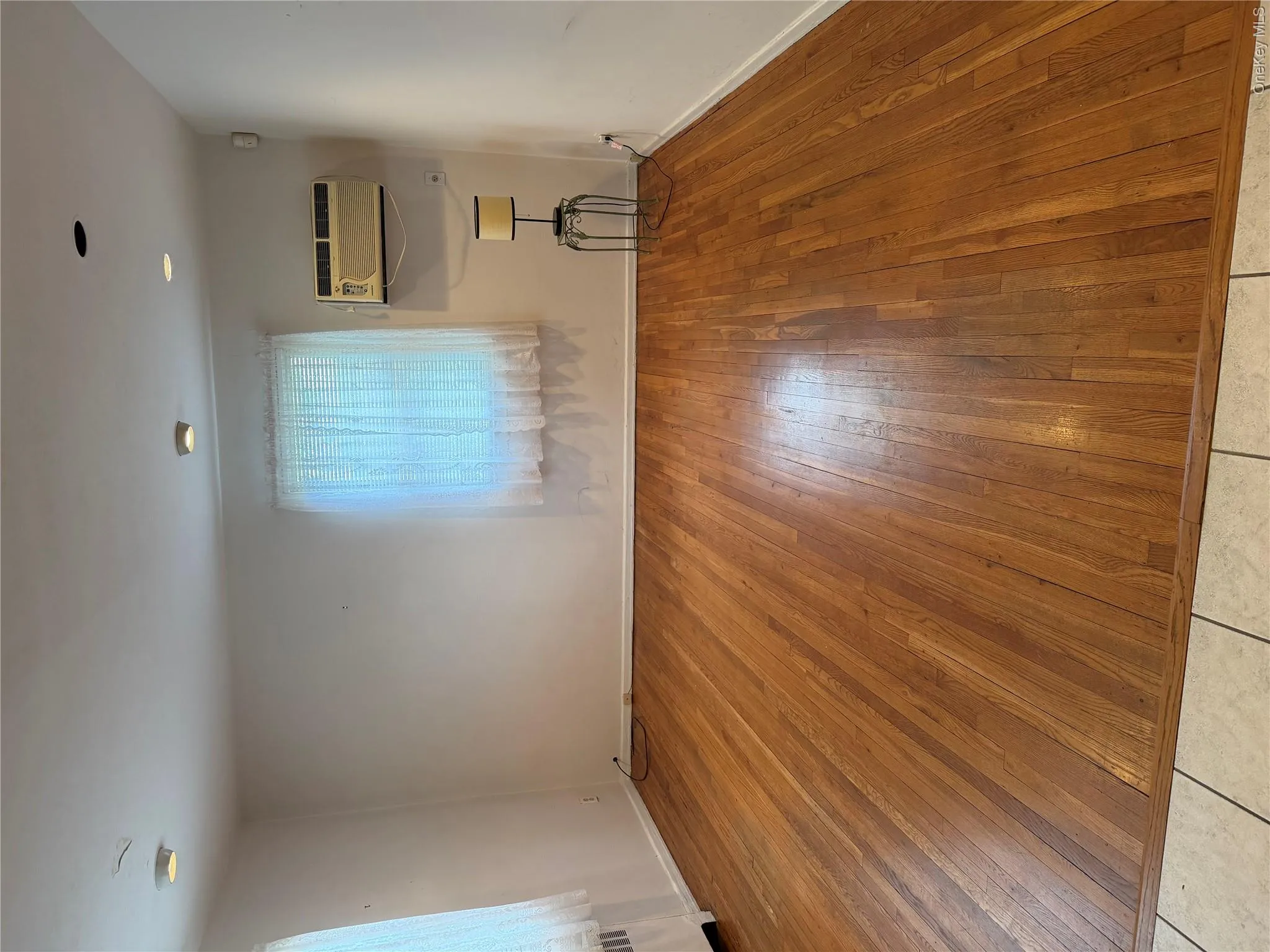 270-08 81st Avenue, New York, NY, 2 Bedrooms Bedrooms, 4 Rooms Rooms,1 BathroomBathrooms,Residential,For Rent,81st,0,999229 270-08 81st Avenue, New York, NY, 2 Bedrooms Bedrooms, 4 Rooms Rooms,1 BathroomBathrooms,Residential,For Rent,81st,0,999229