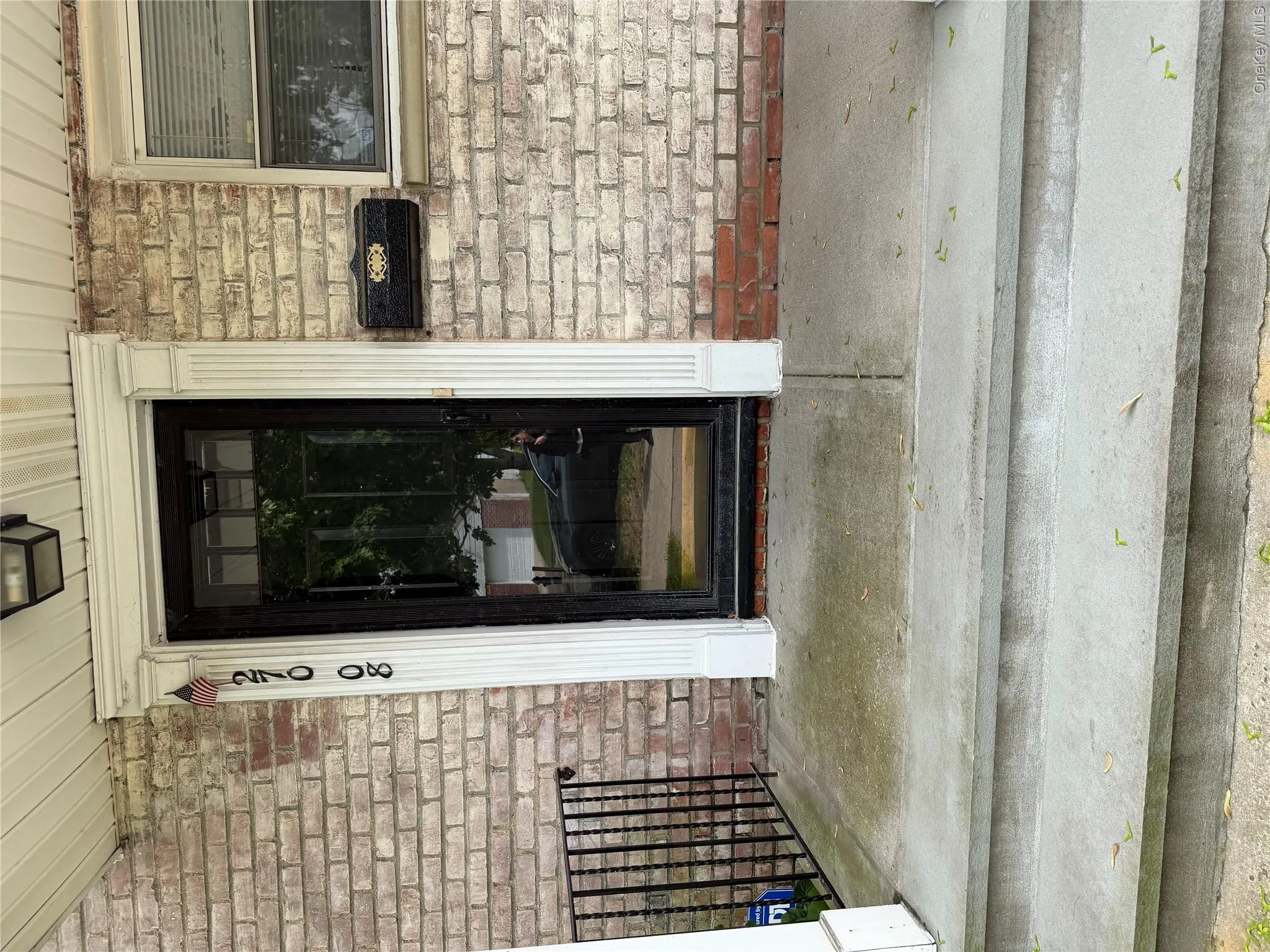 270-08 81st Avenue, New York, NY, 2 Bedrooms Bedrooms, 4 Rooms Rooms,1 BathroomBathrooms,Residential,For Rent,81st,0,999229 270-08 81st Avenue, New York, NY, 2 Bedrooms Bedrooms, 4 Rooms Rooms,1 BathroomBathrooms,Residential,For Rent,81st,0,999229