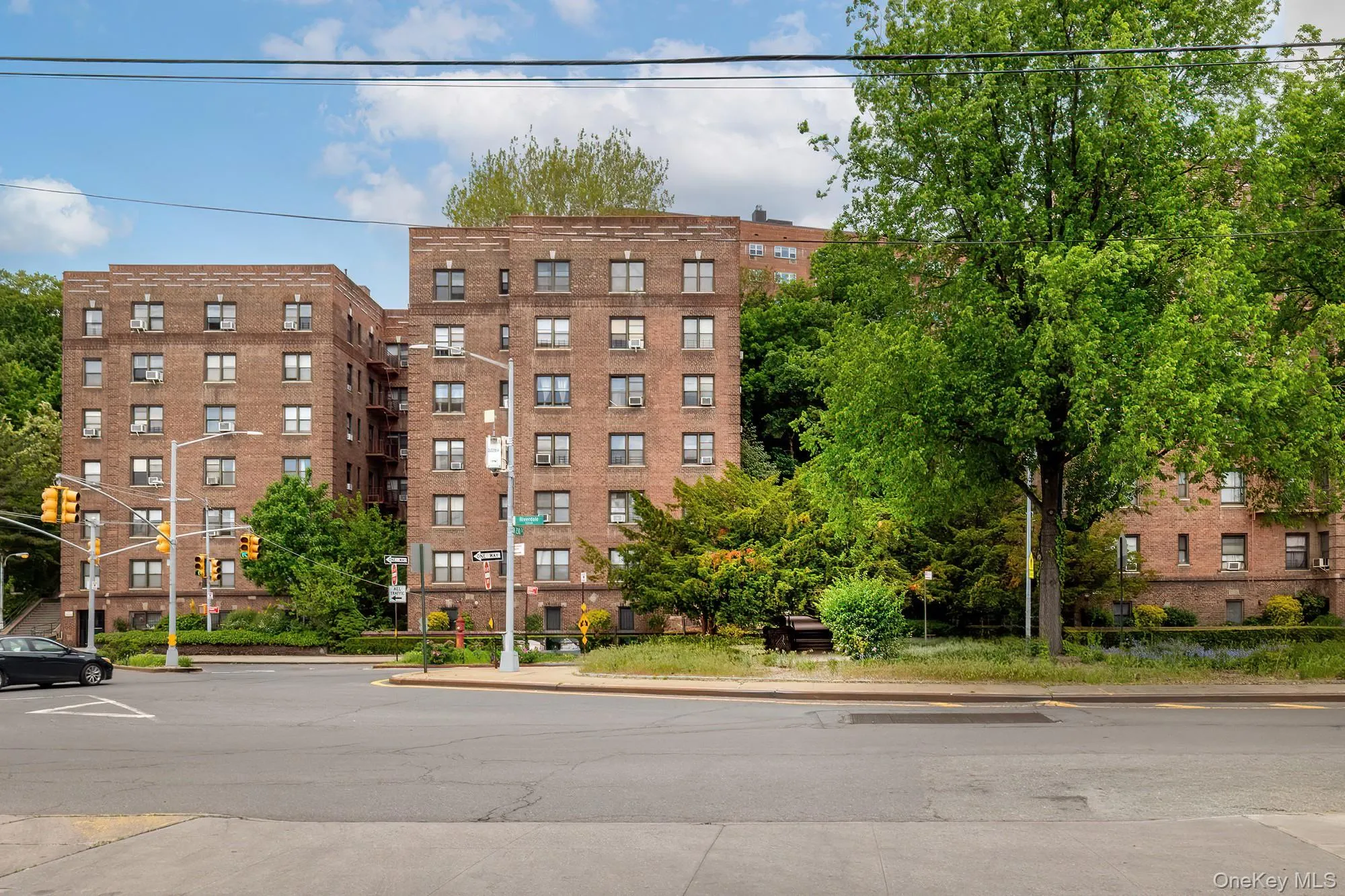 3015 Riverdale Avenue, New York, NY, 1 Bedroom Bedrooms, 3 Rooms Rooms,1 BathroomBathrooms,Residential Sale,For Rent,Riverdale,0,999233 3015 Riverdale Avenue, New York, NY, 1 Bedroom Bedrooms, 3 Rooms Rooms,1 BathroomBathrooms,Residential Sale,For Rent,Riverdale,0,999233