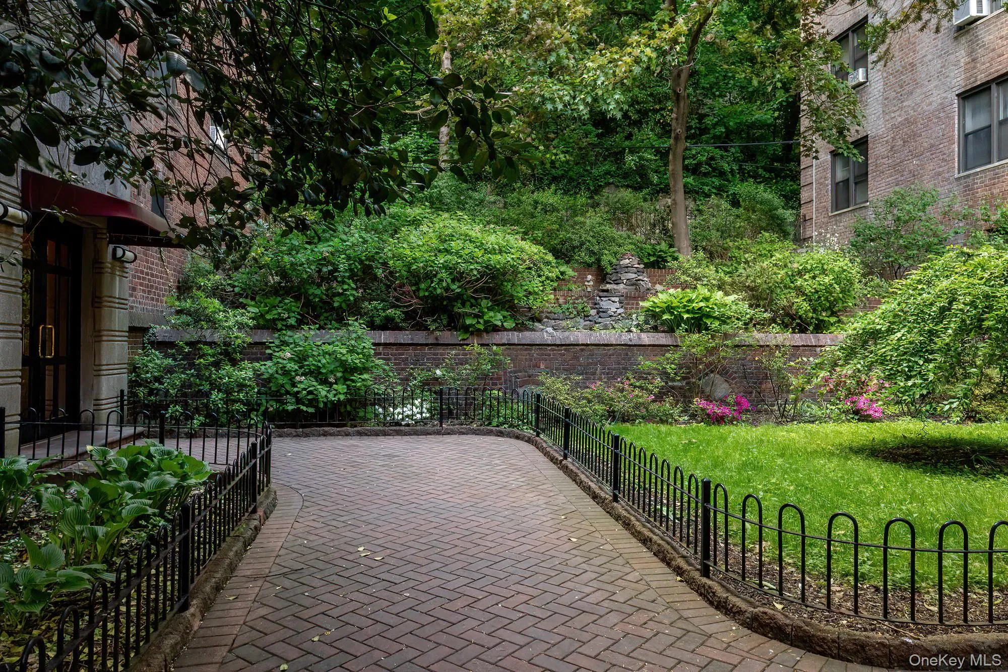 3015 Riverdale Avenue, New York, NY, 1 Bedroom Bedrooms, 3 Rooms Rooms,1 BathroomBathrooms,Residential Sale,For Rent,Riverdale,0,999233 3015 Riverdale Avenue, New York, NY, 1 Bedroom Bedrooms, 3 Rooms Rooms,1 BathroomBathrooms,Residential Sale,For Rent,Riverdale,0,999233
