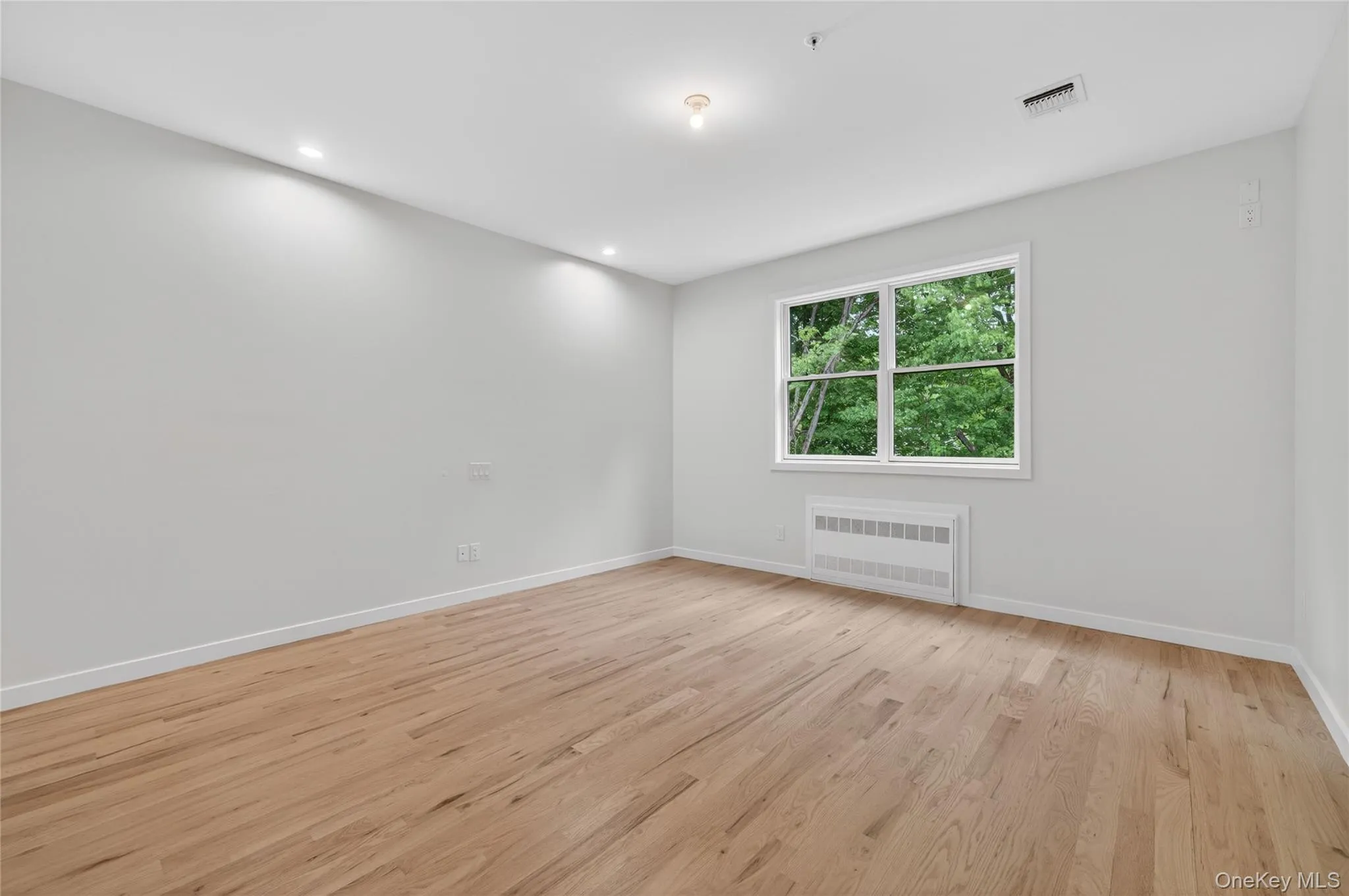6 San Antonio Circle, Blooming Grove, NY, 5 Bedrooms Bedrooms, 10 Rooms Rooms,3 BathroomsBathrooms,Residential Sale,For Rent,San Antonio,0,999241 6 San Antonio Circle, Blooming Grove, NY, 5 Bedrooms Bedrooms, 10 Rooms Rooms,3 BathroomsBathrooms,Residential Sale,For Rent,San Antonio,0,999241