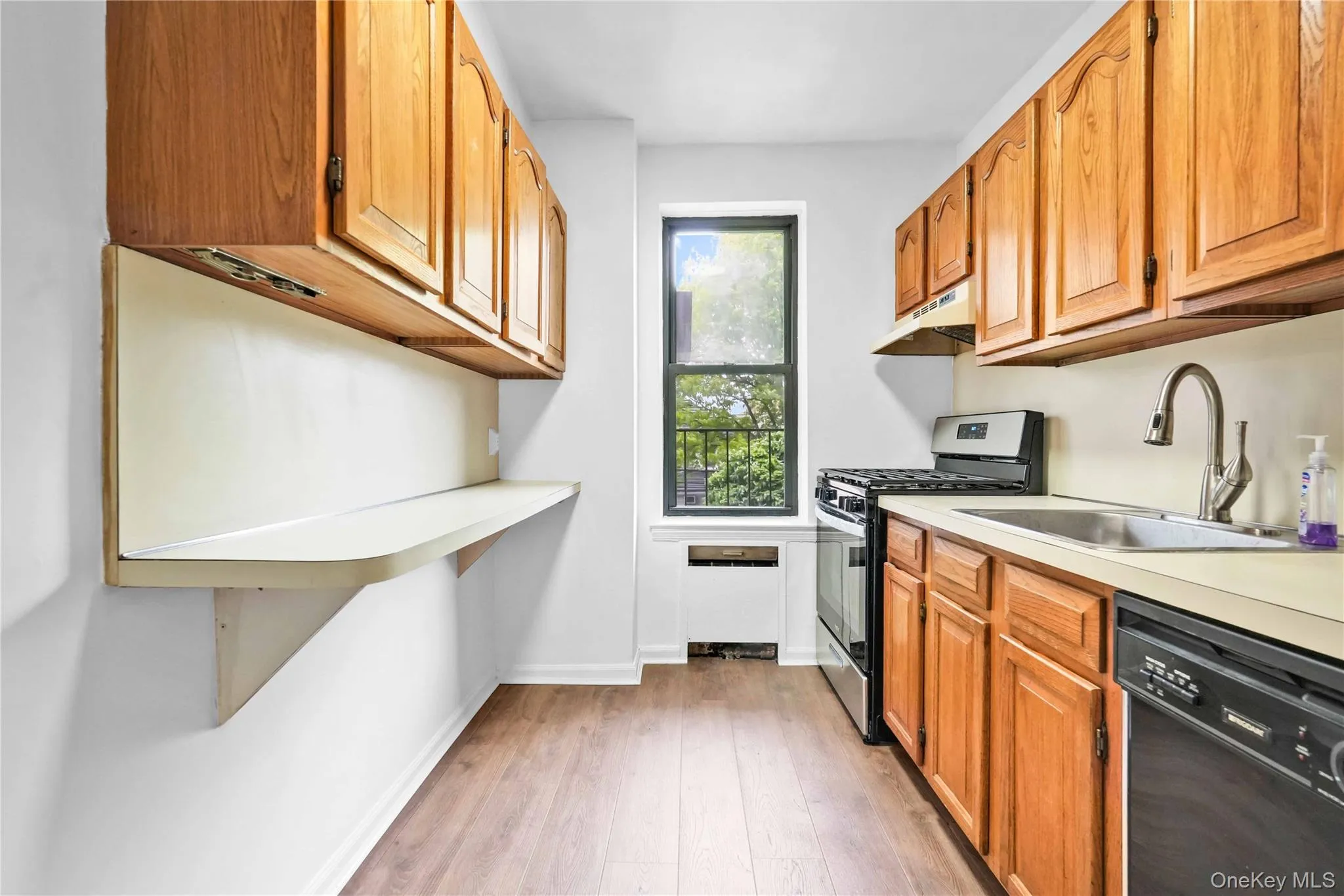 170-06 Crocheron Avenue, New York, NY, 1 Bedroom Bedrooms, 3 Rooms Rooms,1 BathroomBathrooms,Residential Sale,For Rent,Crocheron,0,999246 170-06 Crocheron Avenue, New York, NY, 1 Bedroom Bedrooms, 3 Rooms Rooms,1 BathroomBathrooms,Residential Sale,For Rent,Crocheron,0,999246