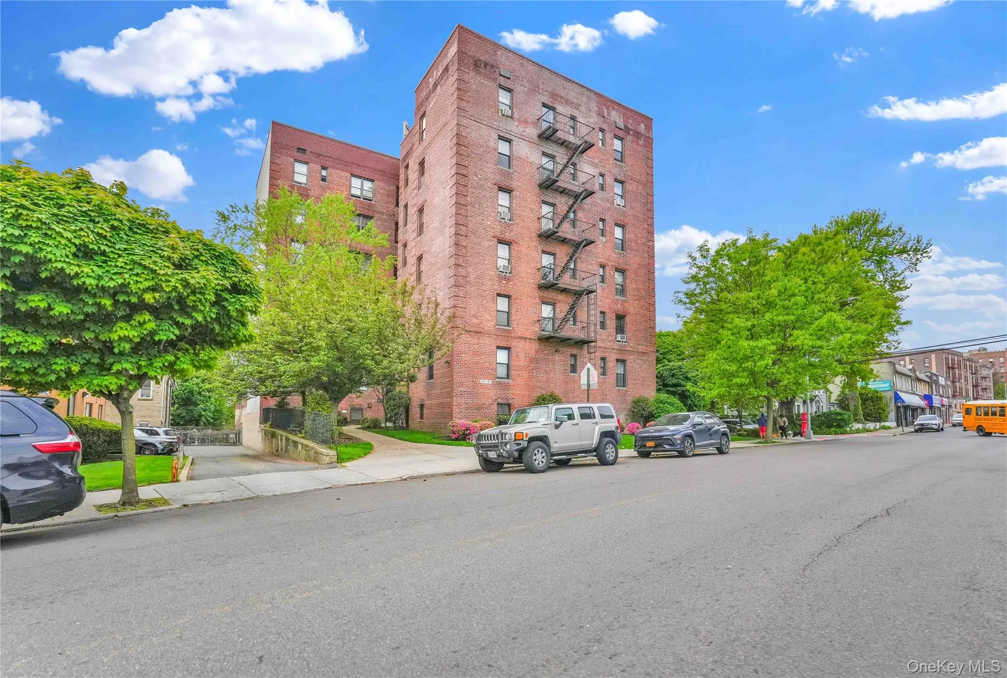 170-06 Crocheron Avenue, New York, NY, 1 Bedroom Bedrooms, 3 Rooms Rooms,1 BathroomBathrooms,Residential Sale,For Rent,Crocheron,0,999246 170-06 Crocheron Avenue, New York, NY, 1 Bedroom Bedrooms, 3 Rooms Rooms,1 BathroomBathrooms,Residential Sale,For Rent,Crocheron,0,999246