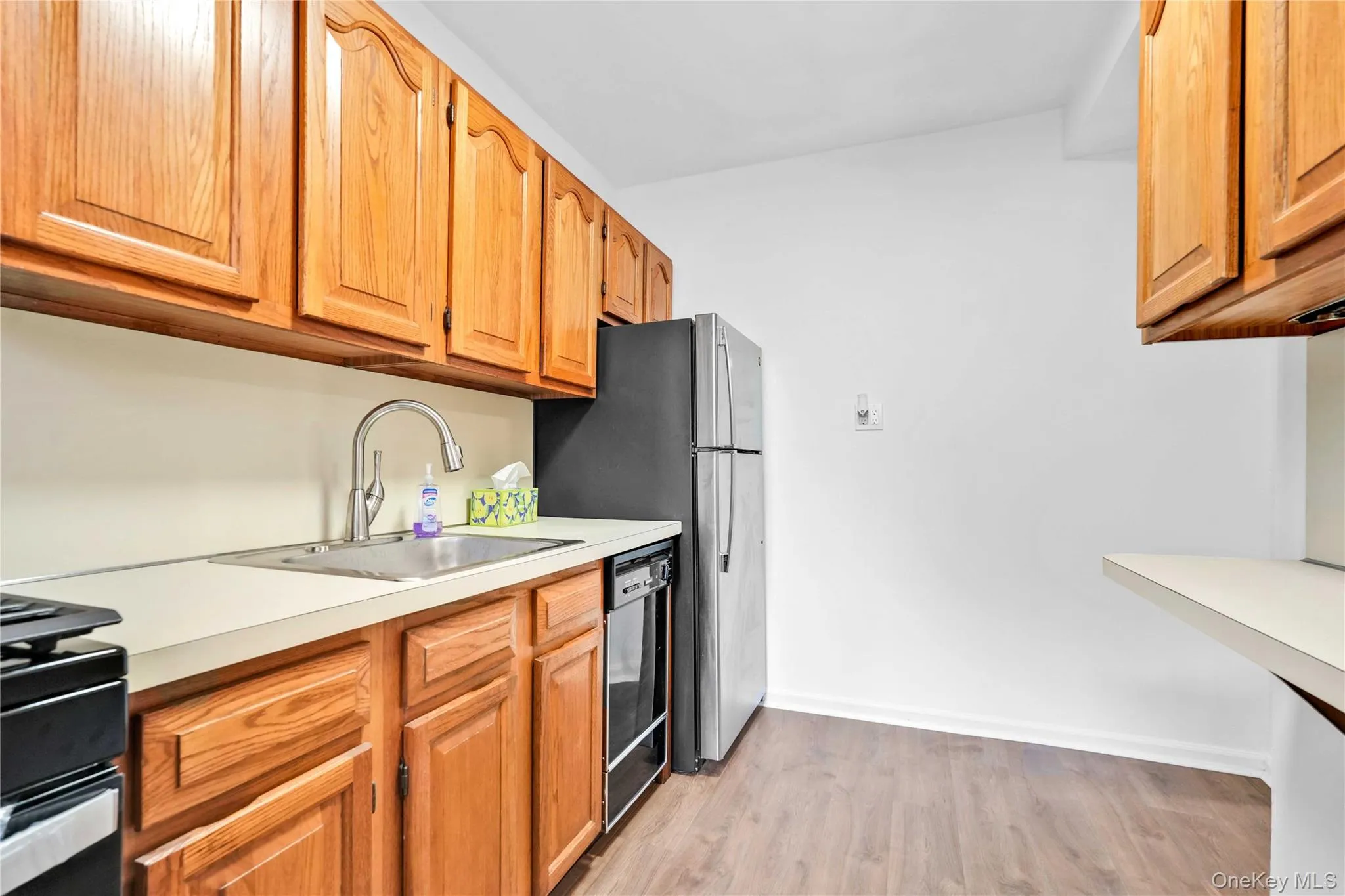 170-06 Crocheron Avenue, New York, NY, 1 Bedroom Bedrooms, 3 Rooms Rooms,1 BathroomBathrooms,Residential Sale,For Rent,Crocheron,0,999246 170-06 Crocheron Avenue, New York, NY, 1 Bedroom Bedrooms, 3 Rooms Rooms,1 BathroomBathrooms,Residential Sale,For Rent,Crocheron,0,999246