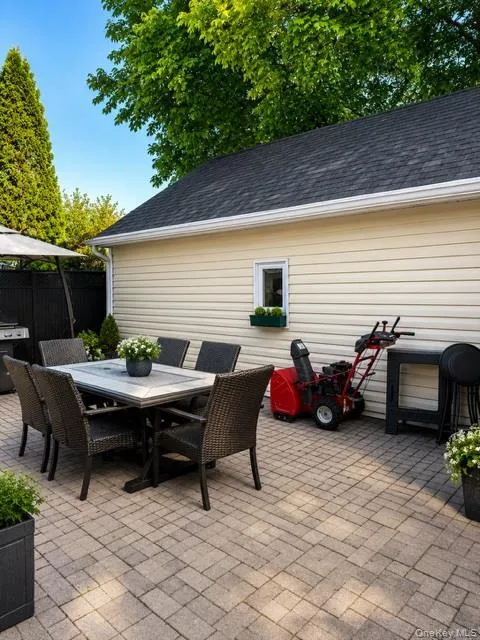 700 Sharon Road, Babylon, NY, 4 Bedrooms Bedrooms, 8 Rooms Rooms,1 BathroomBathrooms,Residential,For Rent,Sharon,0,999249 700 Sharon Road, Babylon, NY, 4 Bedrooms Bedrooms, 8 Rooms Rooms,1 BathroomBathrooms,Residential,For Rent,Sharon,0,999249