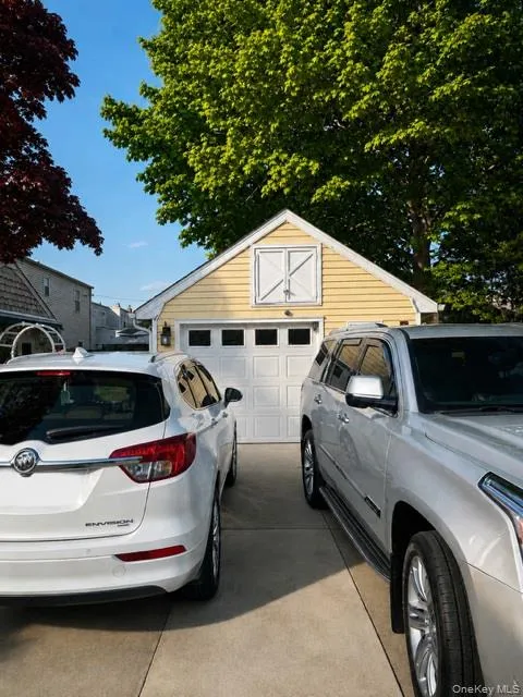 700 Sharon Road, Babylon, NY, 4 Bedrooms Bedrooms, 8 Rooms Rooms,1 BathroomBathrooms,Residential,For Rent,Sharon,0,999249 700 Sharon Road, Babylon, NY, 4 Bedrooms Bedrooms, 8 Rooms Rooms,1 BathroomBathrooms,Residential,For Rent,Sharon,0,999249