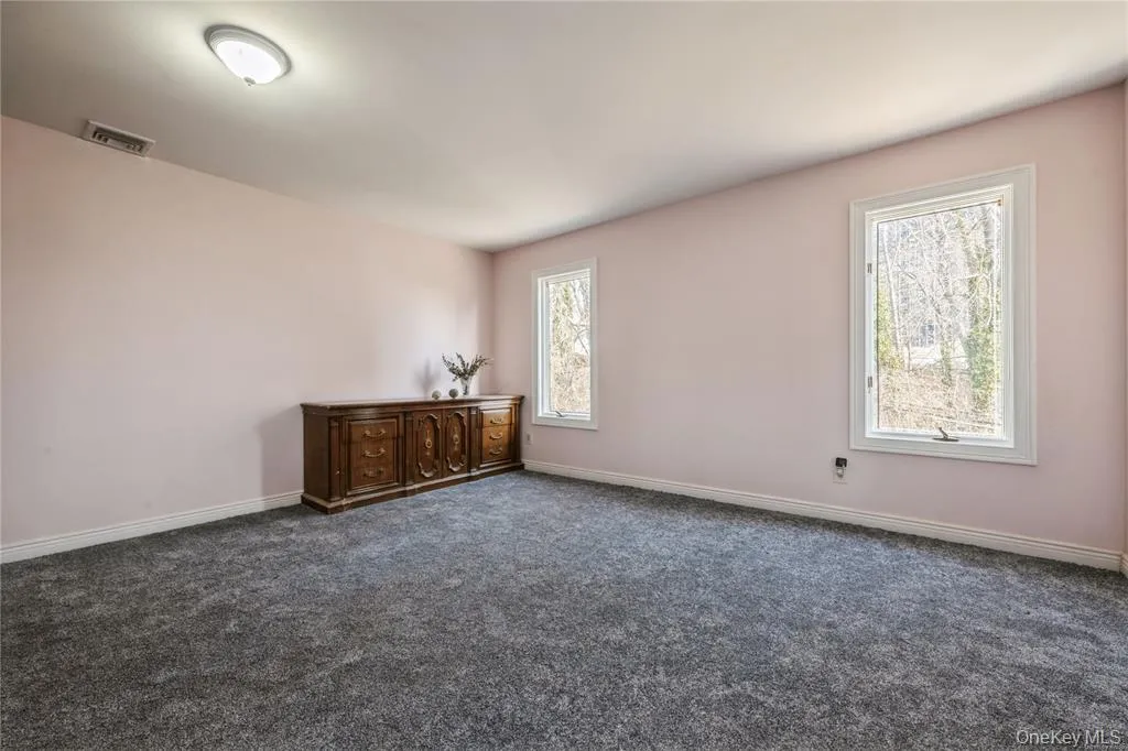 7009 267th Street, New York, NY, 6 Bedrooms Bedrooms, 10 Rooms Rooms,3 BathroomsBathrooms,Residential Lease,For Rent,267th,0,999253 7009 267th Street, New York, NY, 6 Bedrooms Bedrooms, 10 Rooms Rooms,3 BathroomsBathrooms,Residential Lease,For Rent,267th,0,999253
