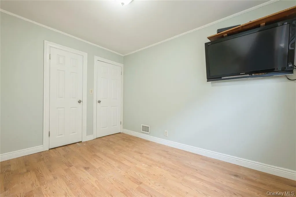 7009 267th Street, New York, NY, 6 Bedrooms Bedrooms, 10 Rooms Rooms,3 BathroomsBathrooms,Residential Lease,For Rent,267th,0,999253 7009 267th Street, New York, NY, 6 Bedrooms Bedrooms, 10 Rooms Rooms,3 BathroomsBathrooms,Residential Lease,For Rent,267th,0,999253