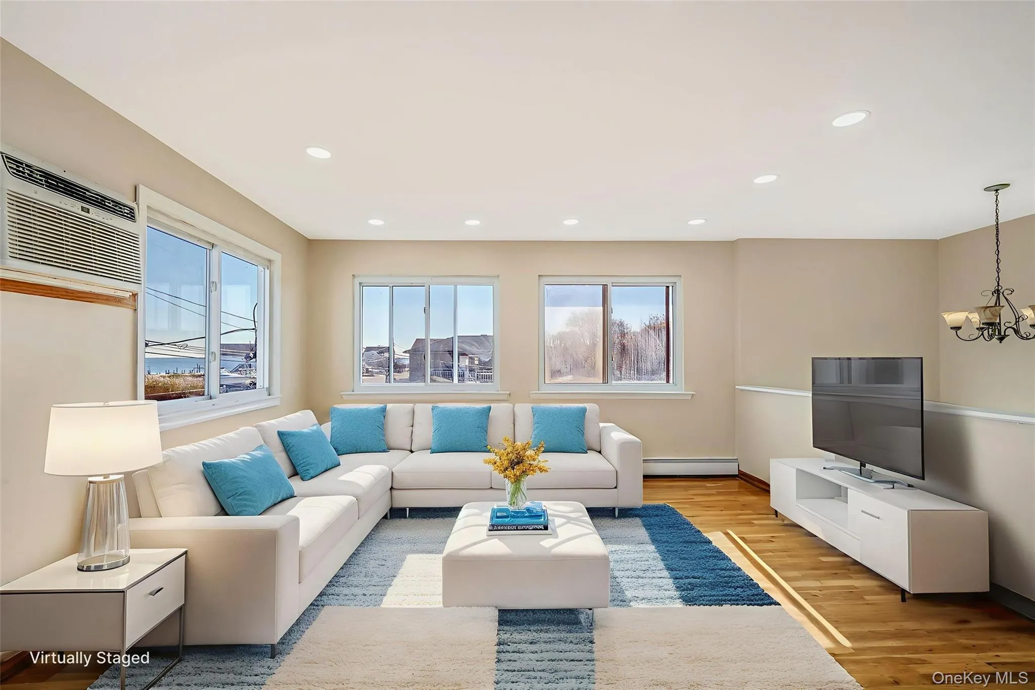 4 Bay Place, Babylon, NY, 5 Bedrooms Bedrooms, 10 Rooms Rooms,3 BathroomsBathrooms,Residential,For Rent,Bay,0,KEY999254 4 Bay Place, Babylon, NY, 5 Bedrooms Bedrooms, 10 Rooms Rooms,3 BathroomsBathrooms,Residential,For Rent,Bay,0,KEY999254