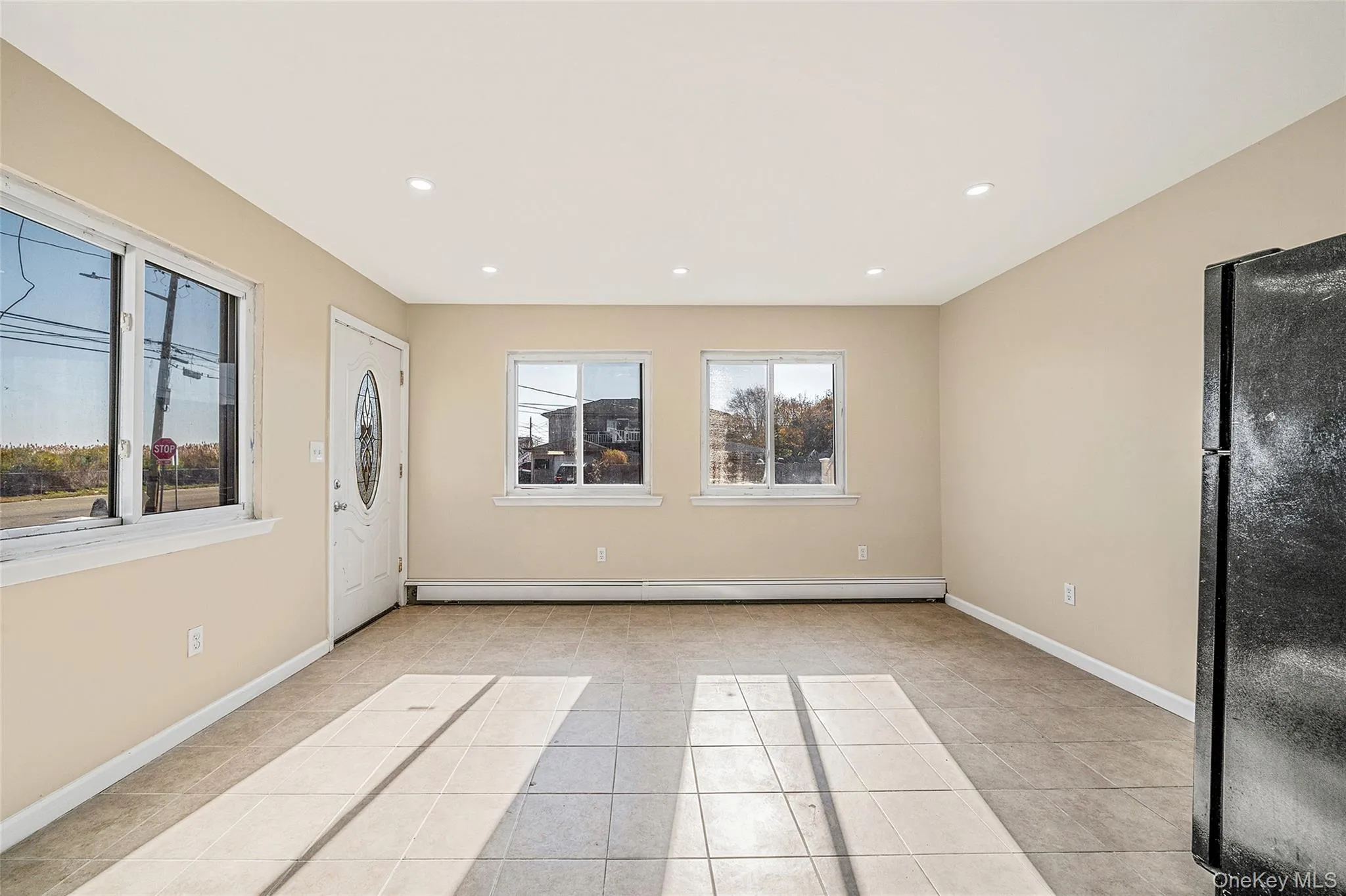 4 Bay Place, Babylon, NY, 5 Bedrooms Bedrooms, 10 Rooms Rooms,3 BathroomsBathrooms,Residential,For Rent,Bay,0,KEY999254 4 Bay Place, Babylon, NY, 5 Bedrooms Bedrooms, 10 Rooms Rooms,3 BathroomsBathrooms,Residential,For Rent,Bay,0,KEY999254
