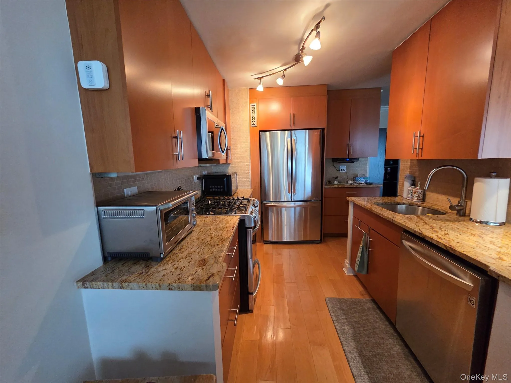 18-05 215 Street, New York, NY, 3 Bedrooms Bedrooms, 6 Rooms Rooms,2 BathroomsBathrooms,Residential,For Rent,215,0,999255 18-05 215 Street, New York, NY, 3 Bedrooms Bedrooms, 6 Rooms Rooms,2 BathroomsBathrooms,Residential,For Rent,215,0,999255