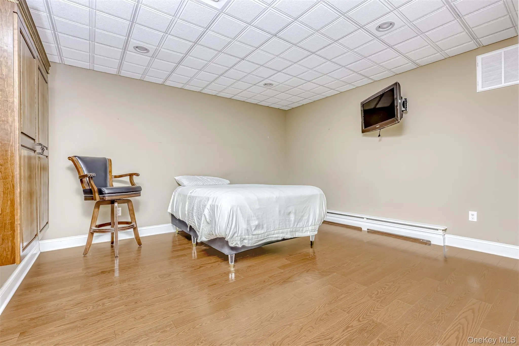 2 Garnett Hill Road, Blooming Grove, NY, 5 Bedrooms Bedrooms, 9 Rooms Rooms,2 BathroomsBathrooms,Residential Sale,For Rent,Garnett Hill,0,999261 2 Garnett Hill Road, Blooming Grove, NY, 5 Bedrooms Bedrooms, 9 Rooms Rooms,2 BathroomsBathrooms,Residential Sale,For Rent,Garnett Hill,0,999261