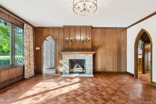 18 Heights Road, North Hempstead, NY, 5 Bedrooms Bedrooms, 16 Rooms Rooms,4 BathroomsBathrooms,Residential Lease,For Rent,Heights,0,999262 18 Heights Road, North Hempstead, NY, 5 Bedrooms Bedrooms, 16 Rooms Rooms,4 BathroomsBathrooms,Residential Lease,For Rent,Heights,0,999262