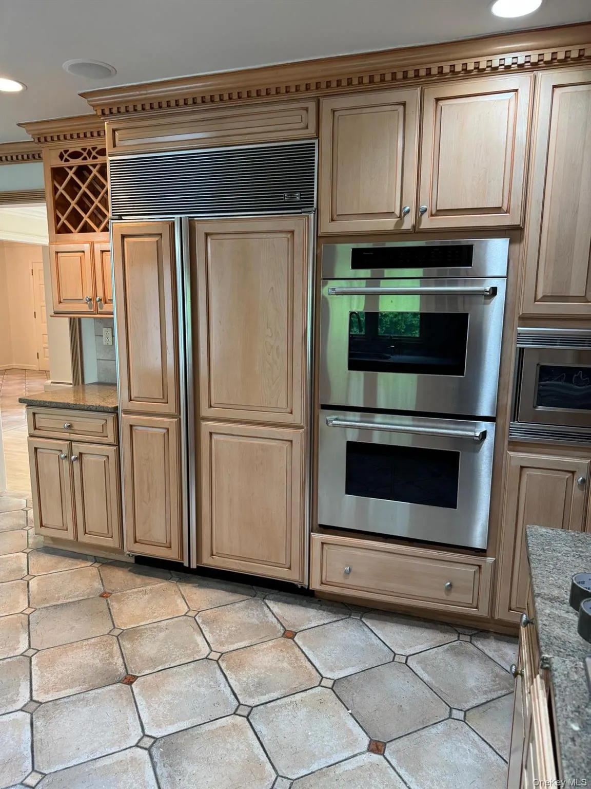 24 Beaumont Drive, Clarkstown, NY, 5 Bedrooms Bedrooms, 10 Rooms Rooms,3 BathroomsBathrooms,Residential Lease,For Rent,Beaumont,0,999267 24 Beaumont Drive, Clarkstown, NY, 5 Bedrooms Bedrooms, 10 Rooms Rooms,3 BathroomsBathrooms,Residential Lease,For Rent,Beaumont,0,999267