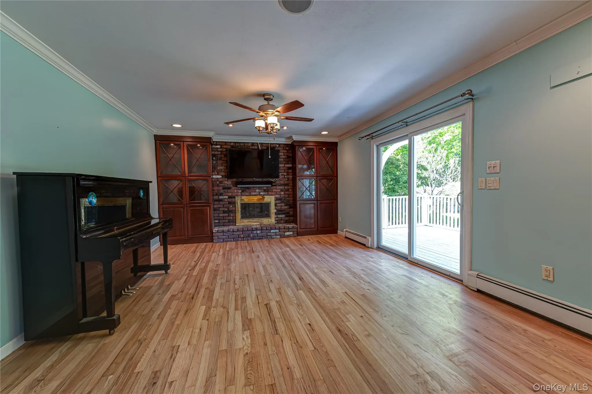 220 Windsor Avenue, Islip, NY, 4 Bedrooms Bedrooms, 9 Rooms Rooms,4 BathroomsBathrooms,Residential,For Rent,Windsor,0,999271 220 Windsor Avenue, Islip, NY, 4 Bedrooms Bedrooms, 9 Rooms Rooms,4 BathroomsBathrooms,Residential,For Rent,Windsor,0,999271