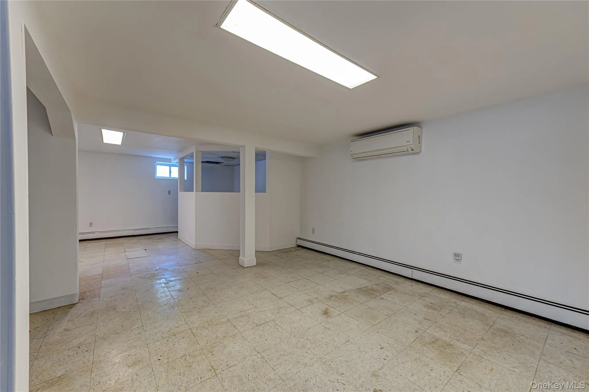 220 Windsor Avenue, Islip, NY, 4 Bedrooms Bedrooms, 9 Rooms Rooms,4 BathroomsBathrooms,Residential,For Rent,Windsor,0,999271 220 Windsor Avenue, Islip, NY, 4 Bedrooms Bedrooms, 9 Rooms Rooms,4 BathroomsBathrooms,Residential,For Rent,Windsor,0,999271