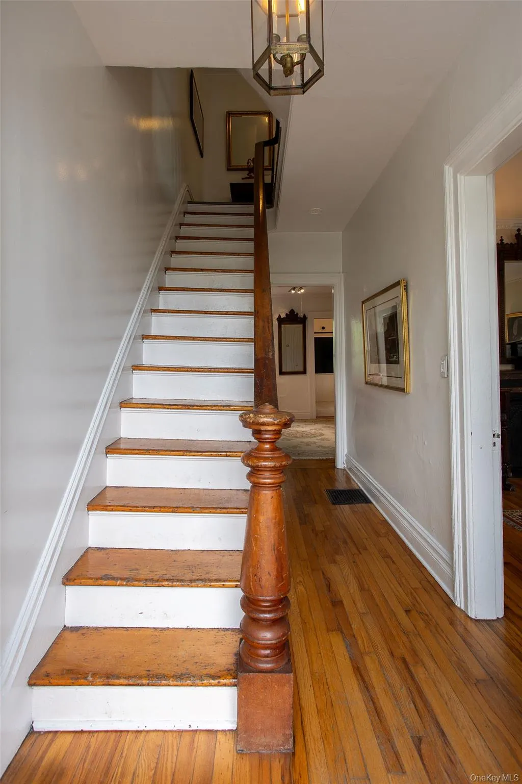 562 State Street, Hudson, NY, 3 Bedrooms Bedrooms, 9 Rooms Rooms,1 BathroomBathrooms,Residential,For Rent,State,0,999273 562 State Street, Hudson, NY, 3 Bedrooms Bedrooms, 9 Rooms Rooms,1 BathroomBathrooms,Residential,For Rent,State,0,999273