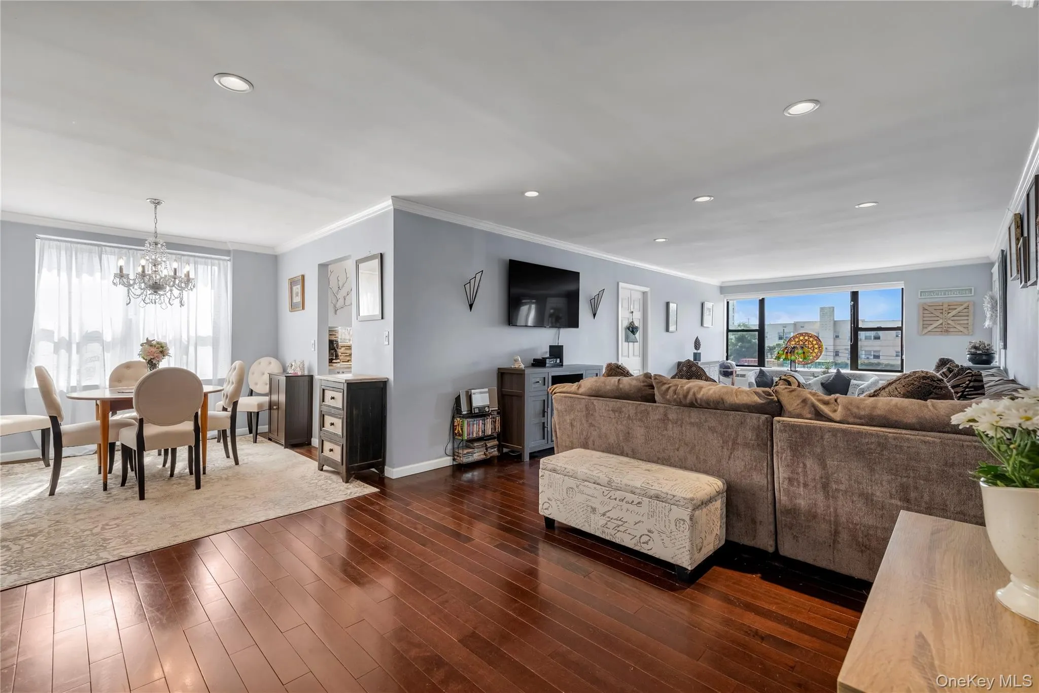 333 Broadway, Long Beach, NY, 3 Bedrooms Bedrooms, 5 Rooms Rooms,2 BathroomsBathrooms,Residential Sale,For Rent,Broadway,0,999283 333 Broadway, Long Beach, NY, 3 Bedrooms Bedrooms, 5 Rooms Rooms,2 BathroomsBathrooms,Residential Sale,For Rent,Broadway,0,999283