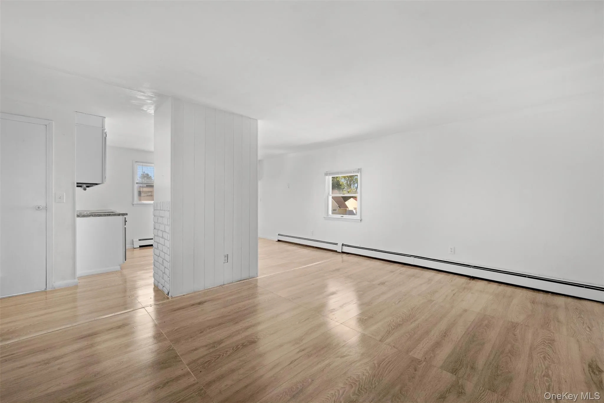 13 Squirrel Lane, Hempstead, NY, 4 Bedrooms Bedrooms, 6 Rooms Rooms,2 BathroomsBathrooms,Residential,For Rent,Squirrel,0,999287 13 Squirrel Lane, Hempstead, NY, 4 Bedrooms Bedrooms, 6 Rooms Rooms,2 BathroomsBathrooms,Residential,For Rent,Squirrel,0,999287