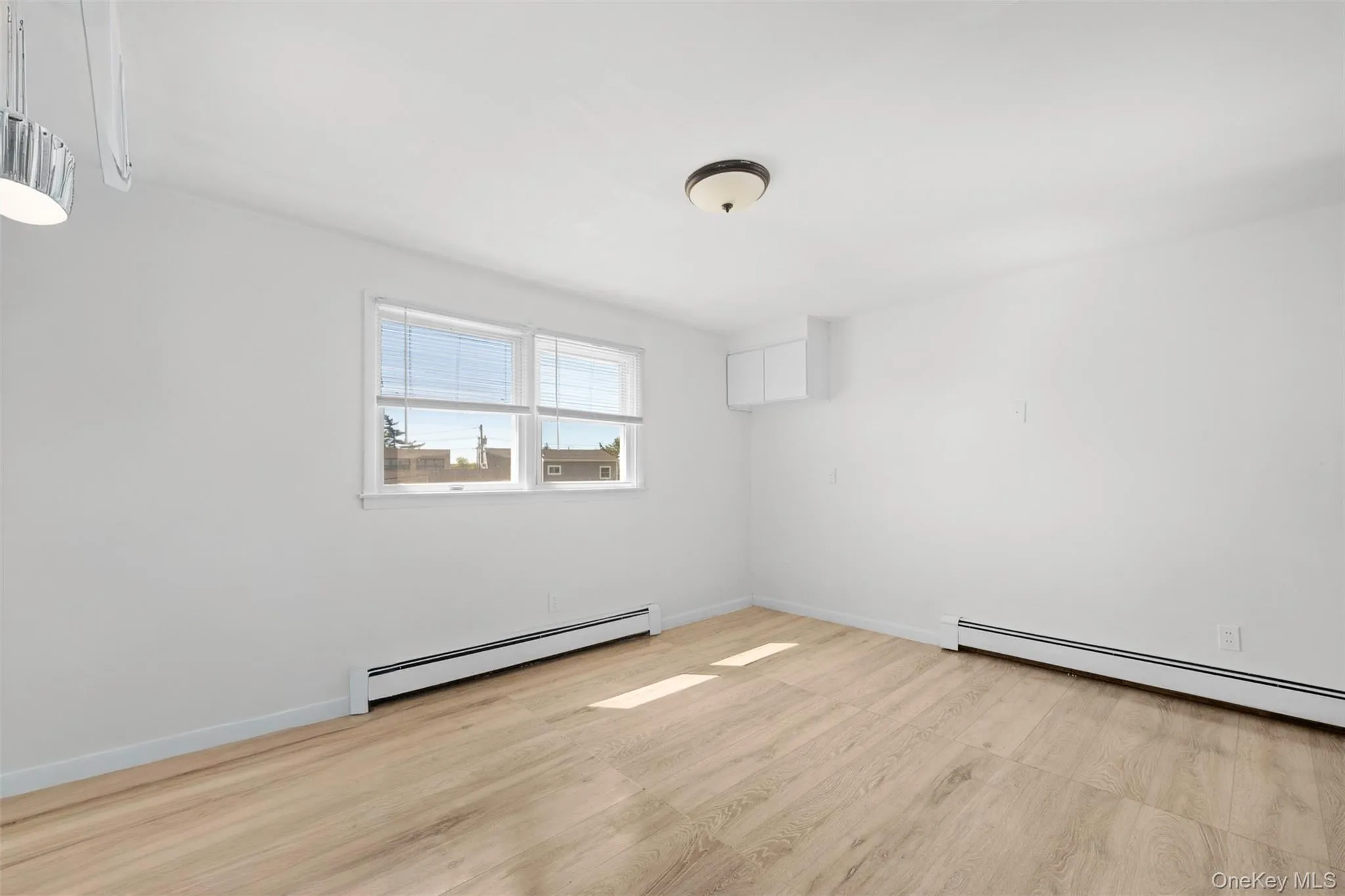 13 Squirrel Lane, Hempstead, NY, 4 Bedrooms Bedrooms, 6 Rooms Rooms,2 BathroomsBathrooms,Residential,For Rent,Squirrel,0,999287 13 Squirrel Lane, Hempstead, NY, 4 Bedrooms Bedrooms, 6 Rooms Rooms,2 BathroomsBathrooms,Residential,For Rent,Squirrel,0,999287