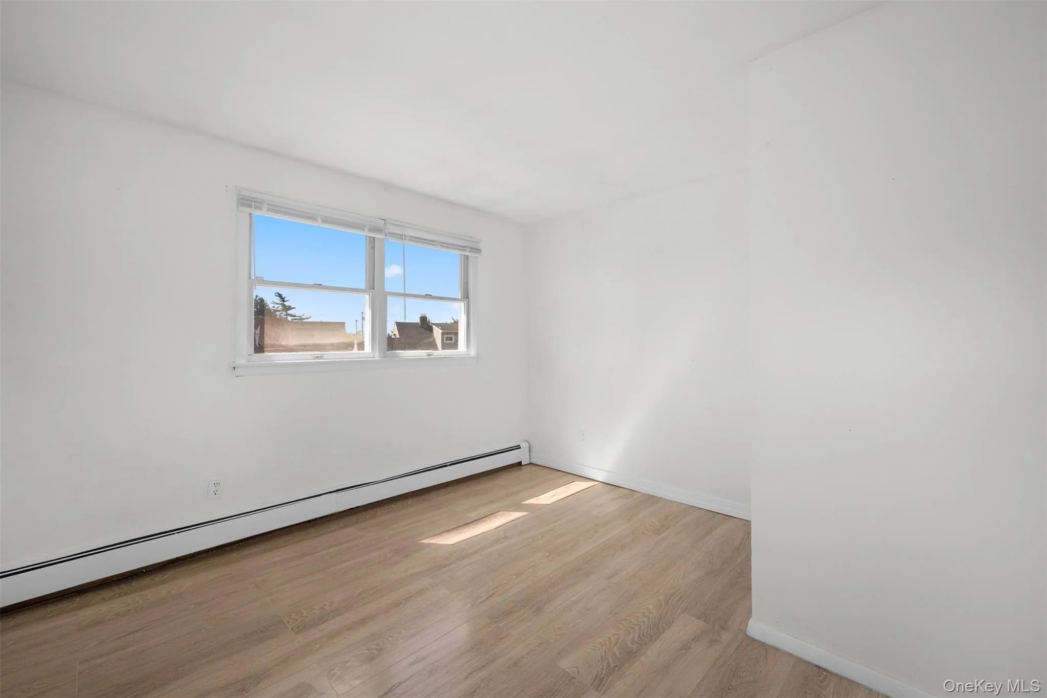 13 Squirrel Lane, Hempstead, NY, 4 Bedrooms Bedrooms, 6 Rooms Rooms,2 BathroomsBathrooms,Residential,For Rent,Squirrel,0,999287 13 Squirrel Lane, Hempstead, NY, 4 Bedrooms Bedrooms, 6 Rooms Rooms,2 BathroomsBathrooms,Residential,For Rent,Squirrel,0,999287