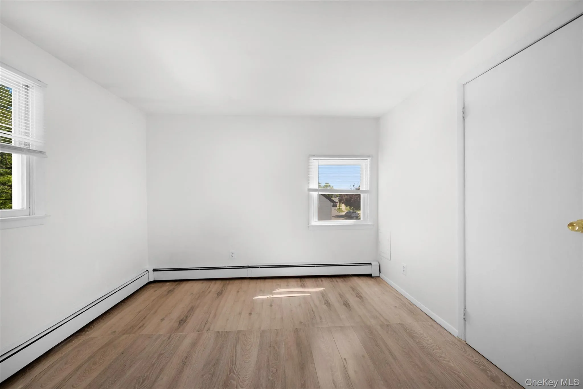 13 Squirrel Lane, Hempstead, NY, 4 Bedrooms Bedrooms, 6 Rooms Rooms,2 BathroomsBathrooms,Residential,For Rent,Squirrel,0,999287 13 Squirrel Lane, Hempstead, NY, 4 Bedrooms Bedrooms, 6 Rooms Rooms,2 BathroomsBathrooms,Residential,For Rent,Squirrel,0,999287