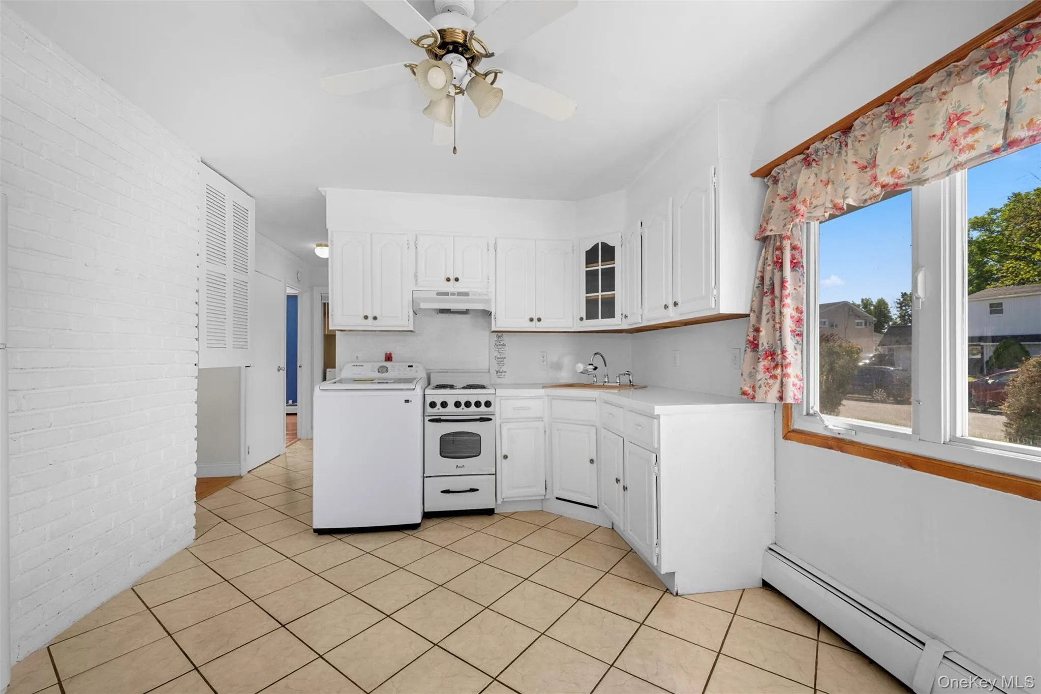 13 Squirrel Lane, Hempstead, NY, 4 Bedrooms Bedrooms, 6 Rooms Rooms,2 BathroomsBathrooms,Residential,For Rent,Squirrel,0,999287 13 Squirrel Lane, Hempstead, NY, 4 Bedrooms Bedrooms, 6 Rooms Rooms,2 BathroomsBathrooms,Residential,For Rent,Squirrel,0,999287