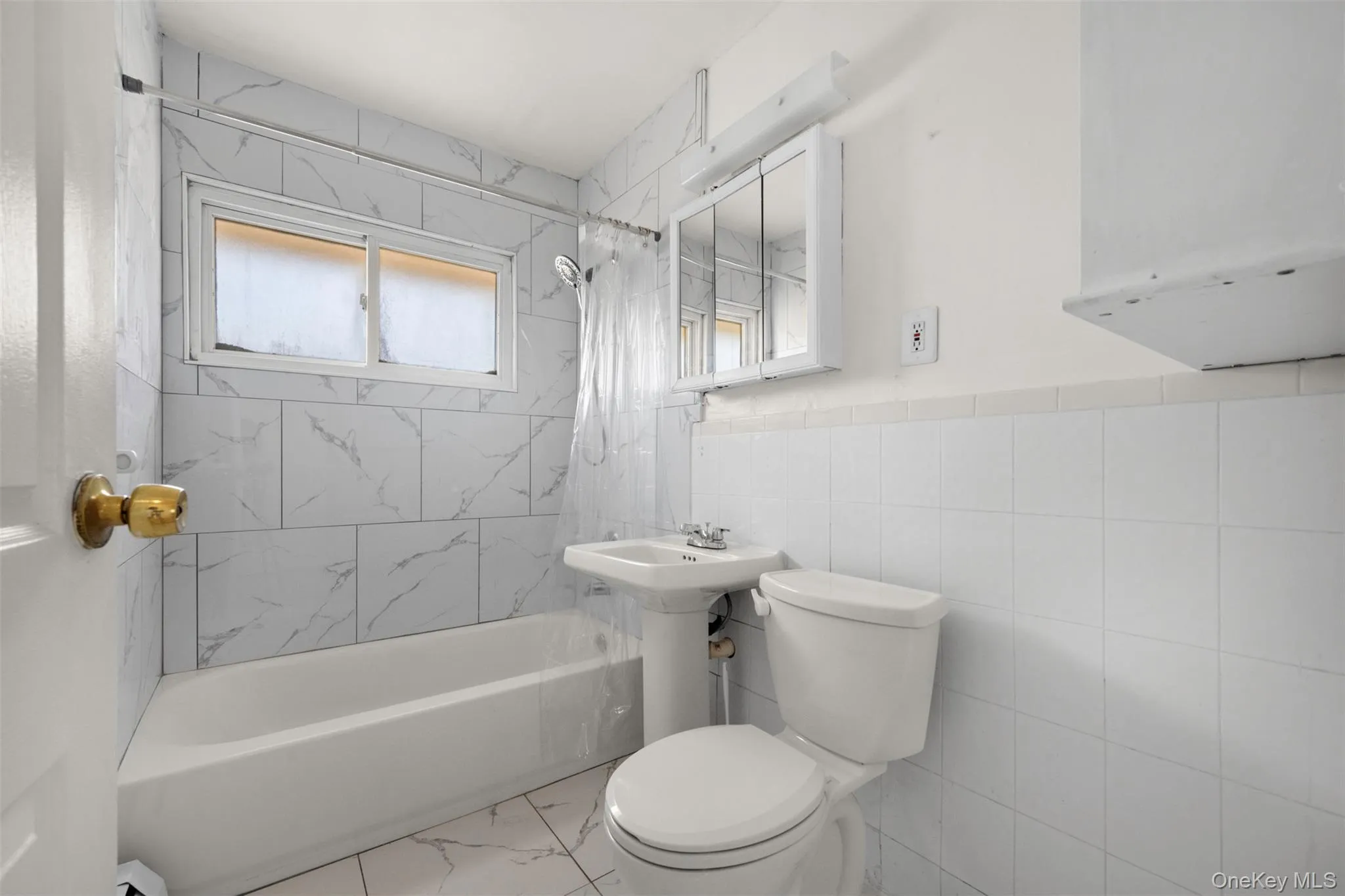 13 Squirrel Lane, Hempstead, NY, 4 Bedrooms Bedrooms, 6 Rooms Rooms,2 BathroomsBathrooms,Residential,For Rent,Squirrel,0,999287 13 Squirrel Lane, Hempstead, NY, 4 Bedrooms Bedrooms, 6 Rooms Rooms,2 BathroomsBathrooms,Residential,For Rent,Squirrel,0,999287