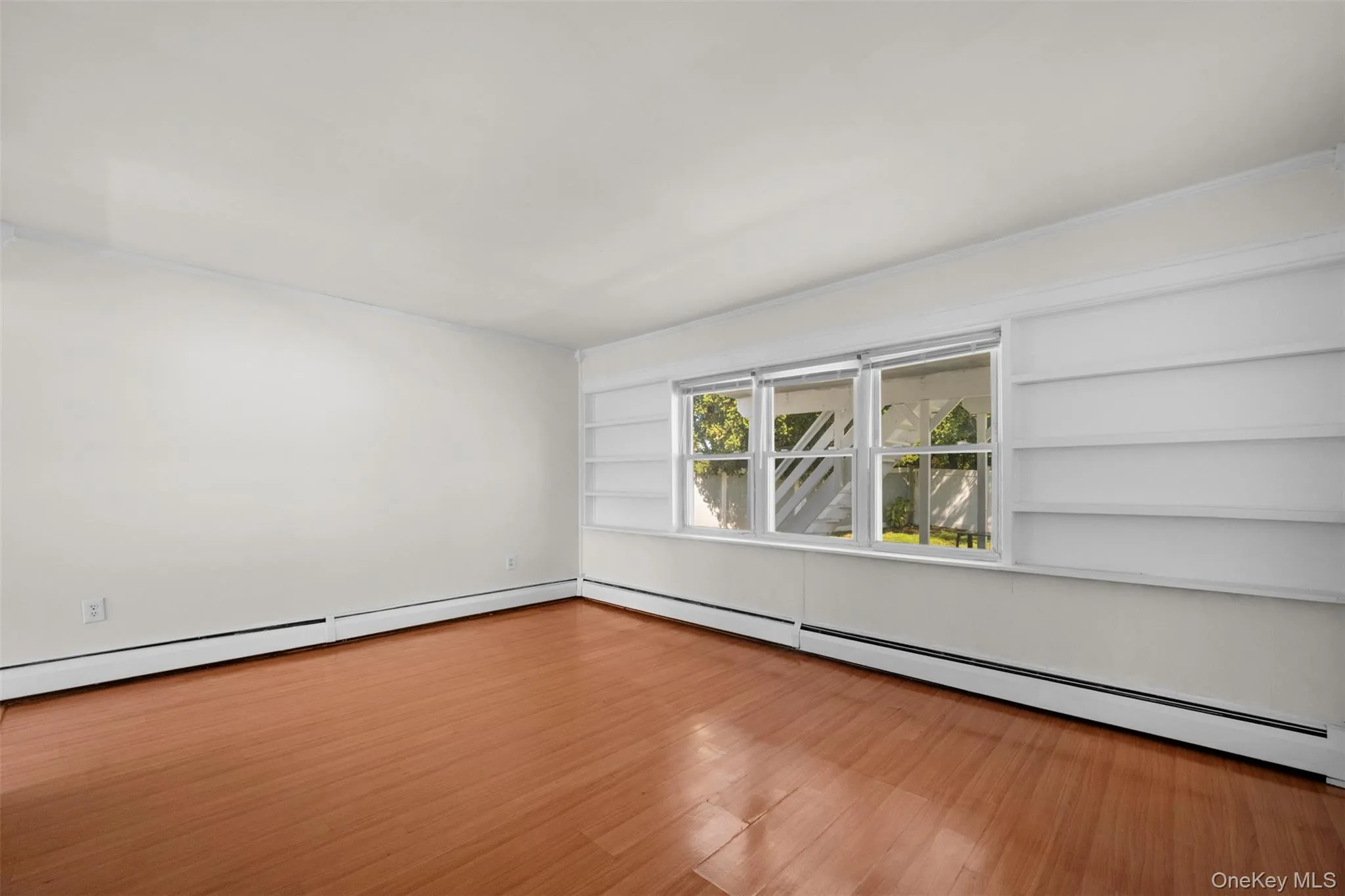 13 Squirrel Lane, Hempstead, NY, 4 Bedrooms Bedrooms, 6 Rooms Rooms,2 BathroomsBathrooms,Residential,For Rent,Squirrel,0,999287 13 Squirrel Lane, Hempstead, NY, 4 Bedrooms Bedrooms, 6 Rooms Rooms,2 BathroomsBathrooms,Residential,For Rent,Squirrel,0,999287