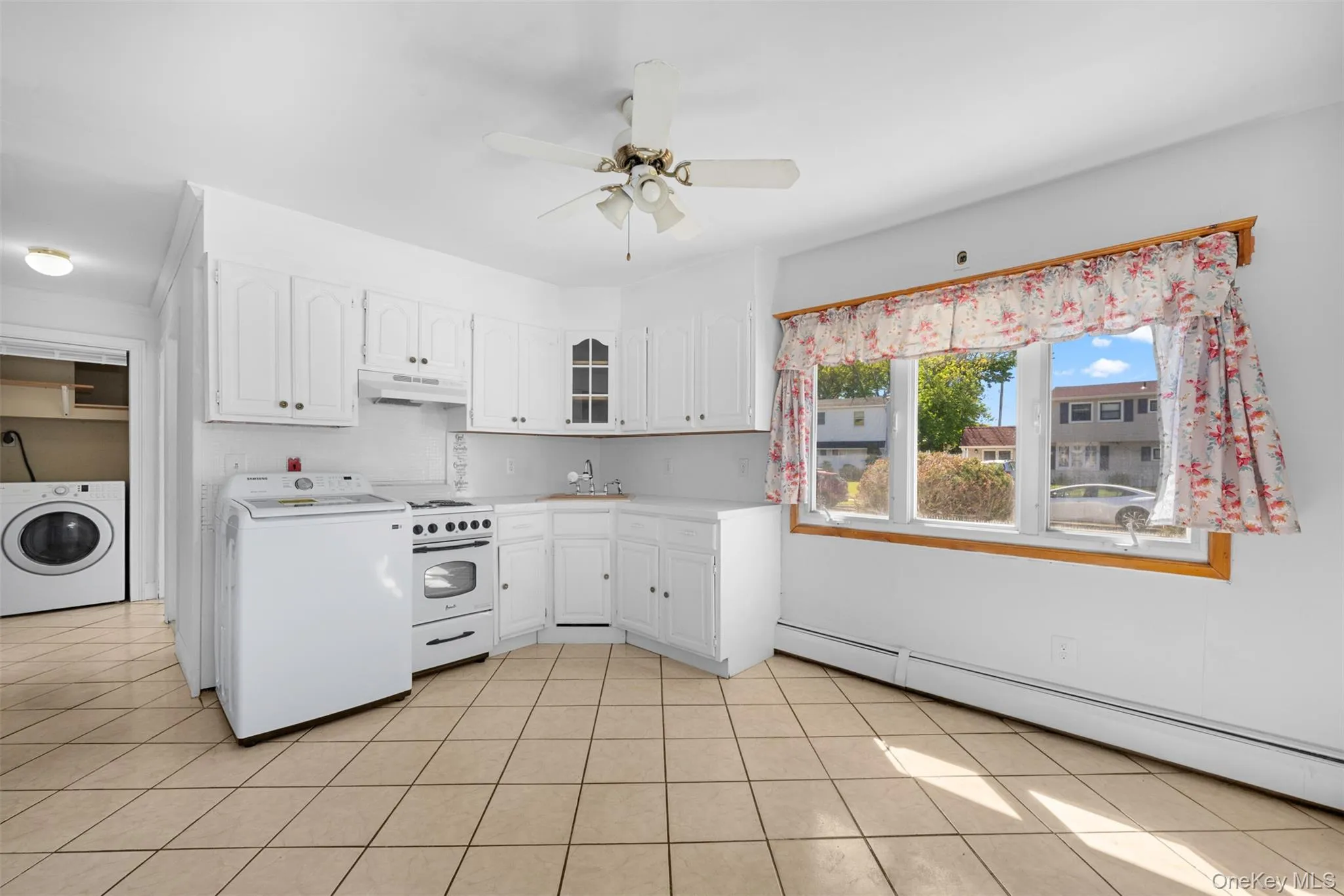 13 Squirrel Lane, Hempstead, NY, 4 Bedrooms Bedrooms, 6 Rooms Rooms,2 BathroomsBathrooms,Residential,For Rent,Squirrel,0,999287 13 Squirrel Lane, Hempstead, NY, 4 Bedrooms Bedrooms, 6 Rooms Rooms,2 BathroomsBathrooms,Residential,For Rent,Squirrel,0,999287
